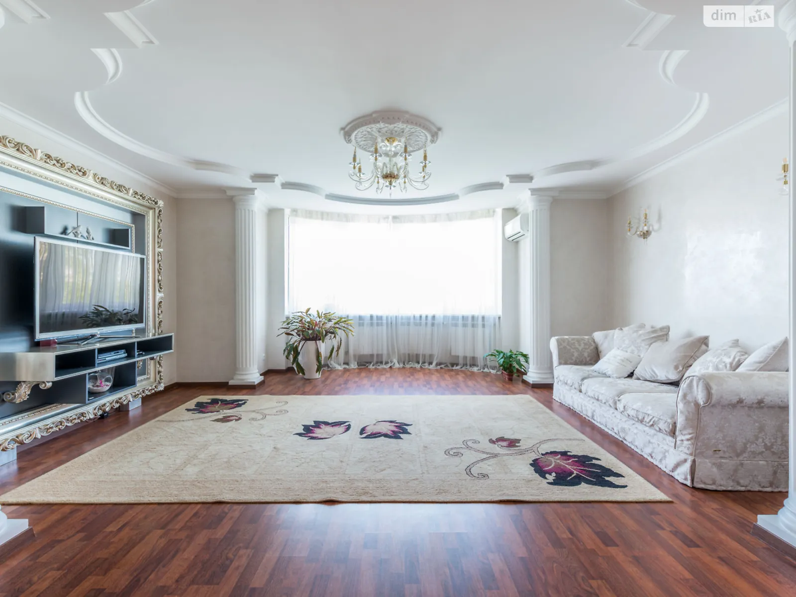 Продается 4-комнатная квартира 132.2 кв. м в Киеве, ул. Василия Касияна, 2/1 - фото 1