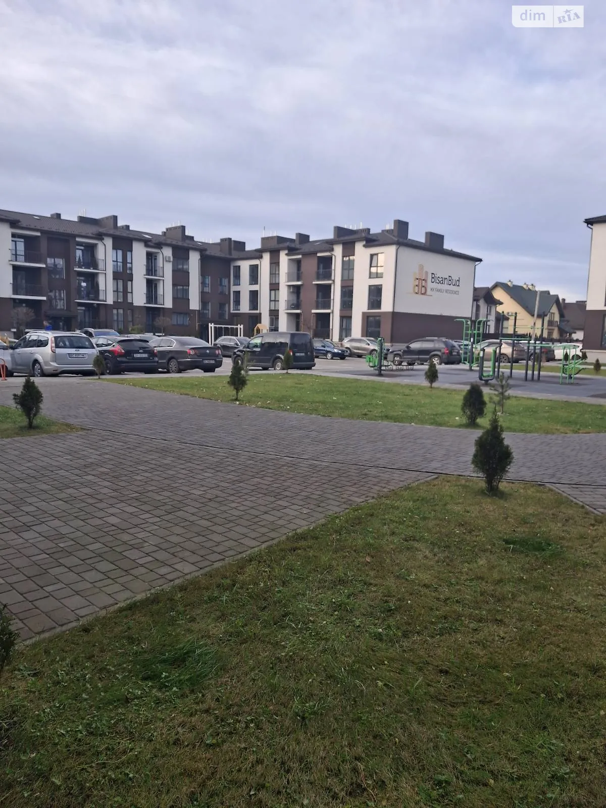 Продается 3-комнатная квартира 122 кв. м в Солонке, ул. Роксоланы, 12 - фото 1