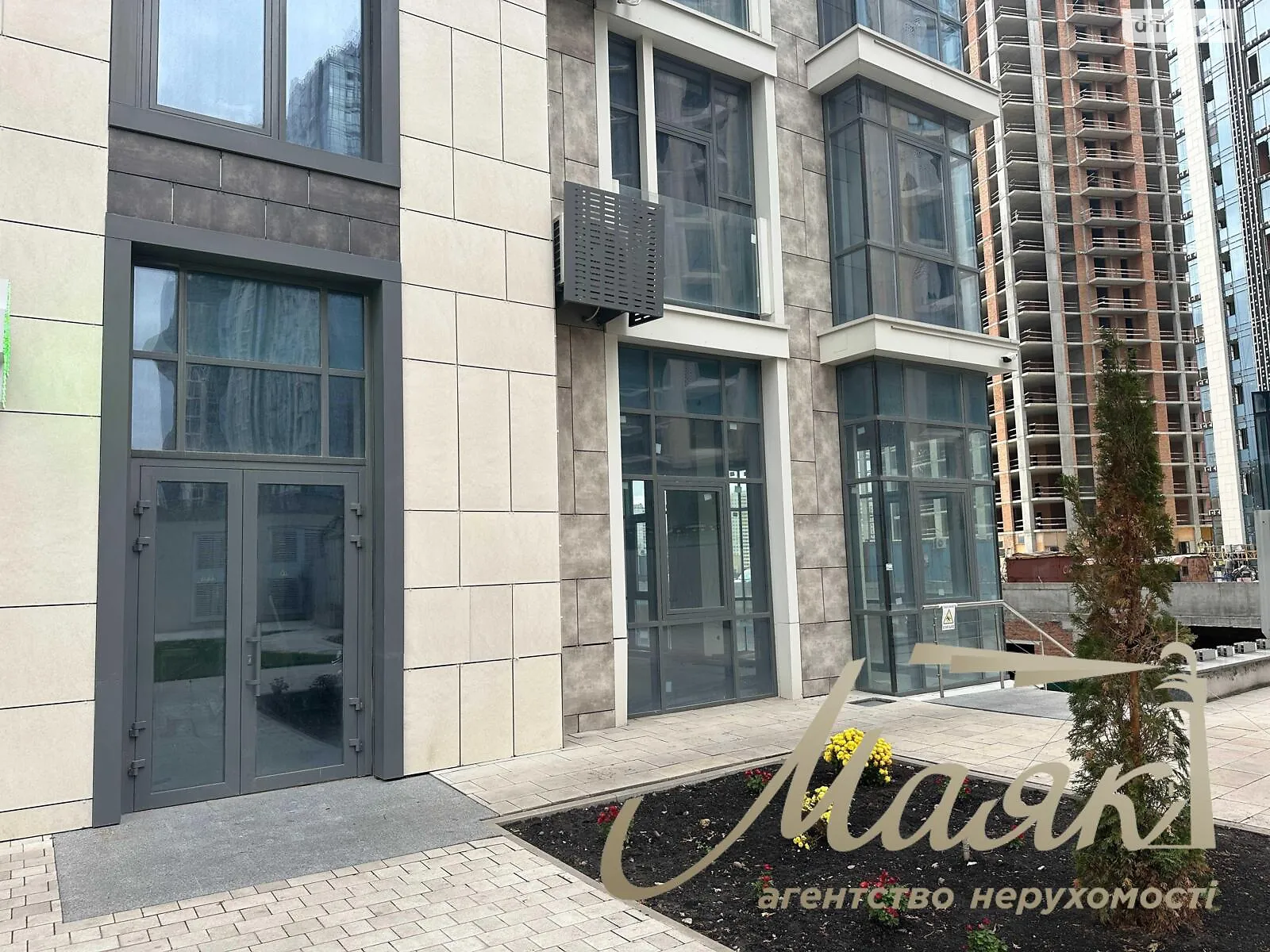 ул. Андрея Верхогляда(Драгомирова), 19А Черная Гора Киев ЖК Новопечерские Липки Зверинецкая(Дружбы народов), цена: 3925 $ - фото 1