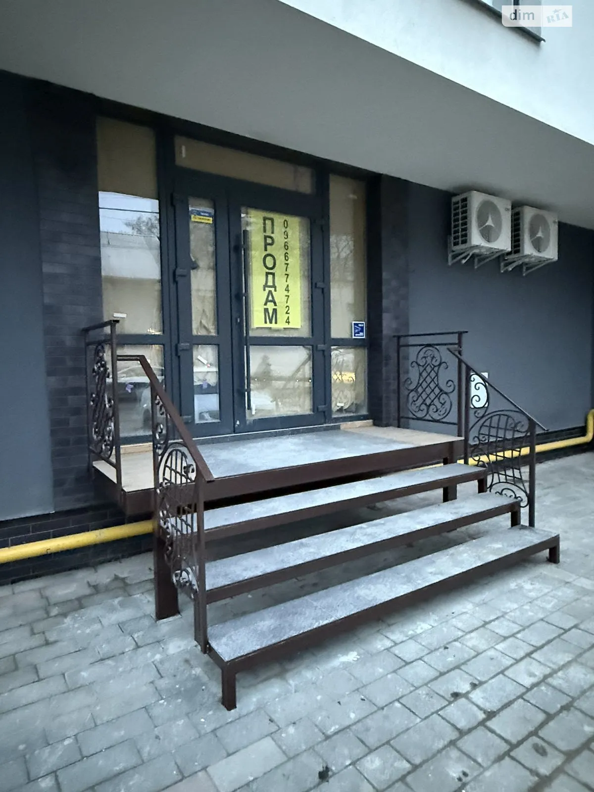 Продается помещения свободного назначения 58 кв. м в 11-этажном здании, цена: 110000 $ - фото 1