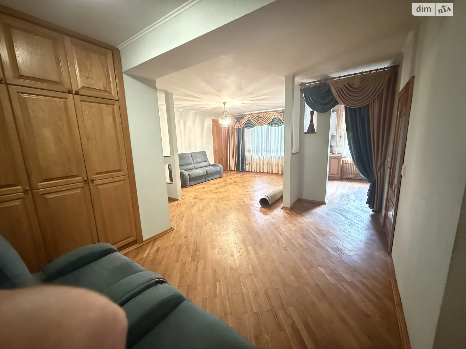 Продается 4-комнатная квартира 104 кв. м в Житомире, ул. Святослава Рихтера, 17 - фото 1