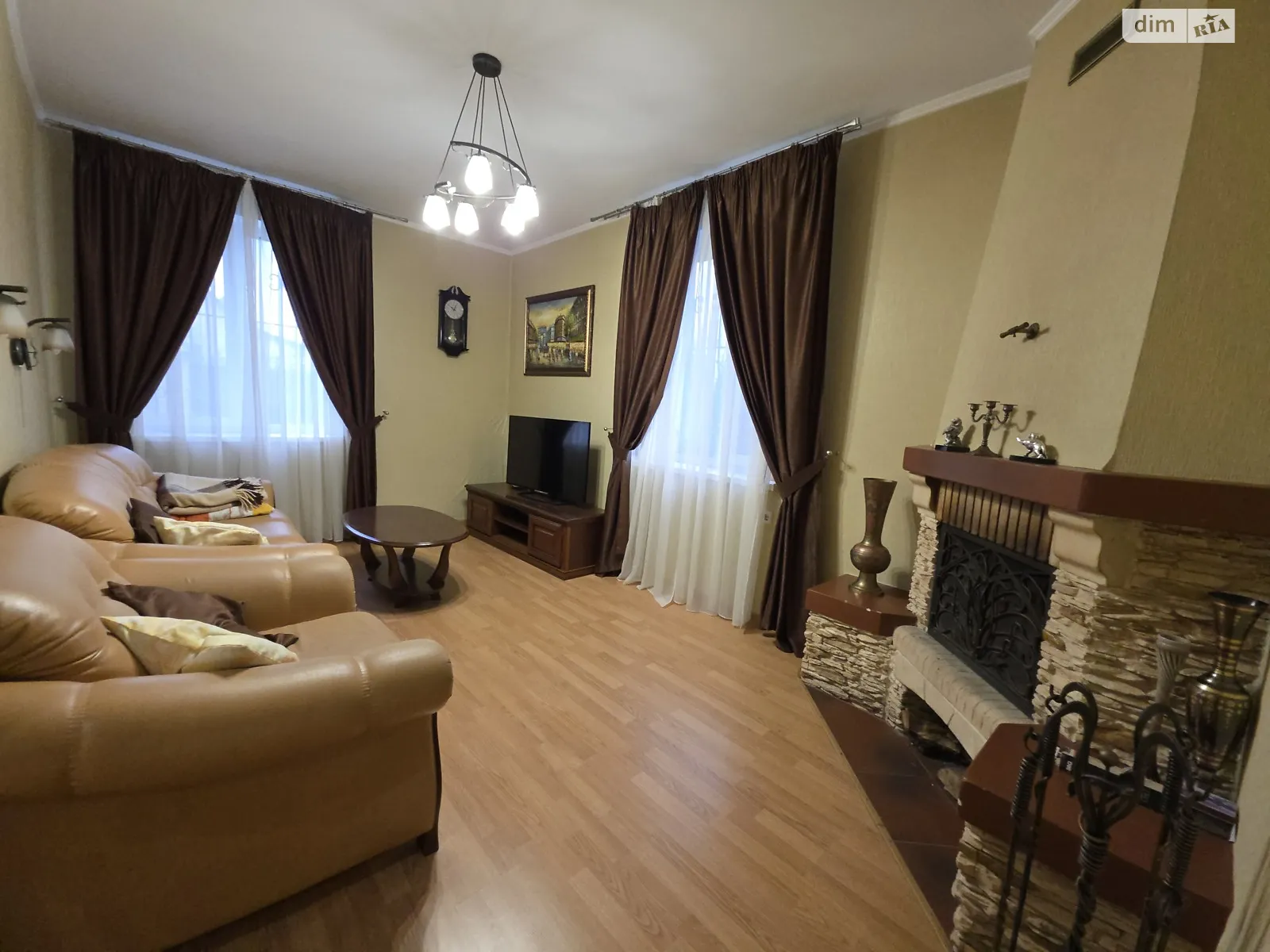 Продается дом на 2 этажа 167 кв. м с верандой, цена: 110000 $ - фото 1