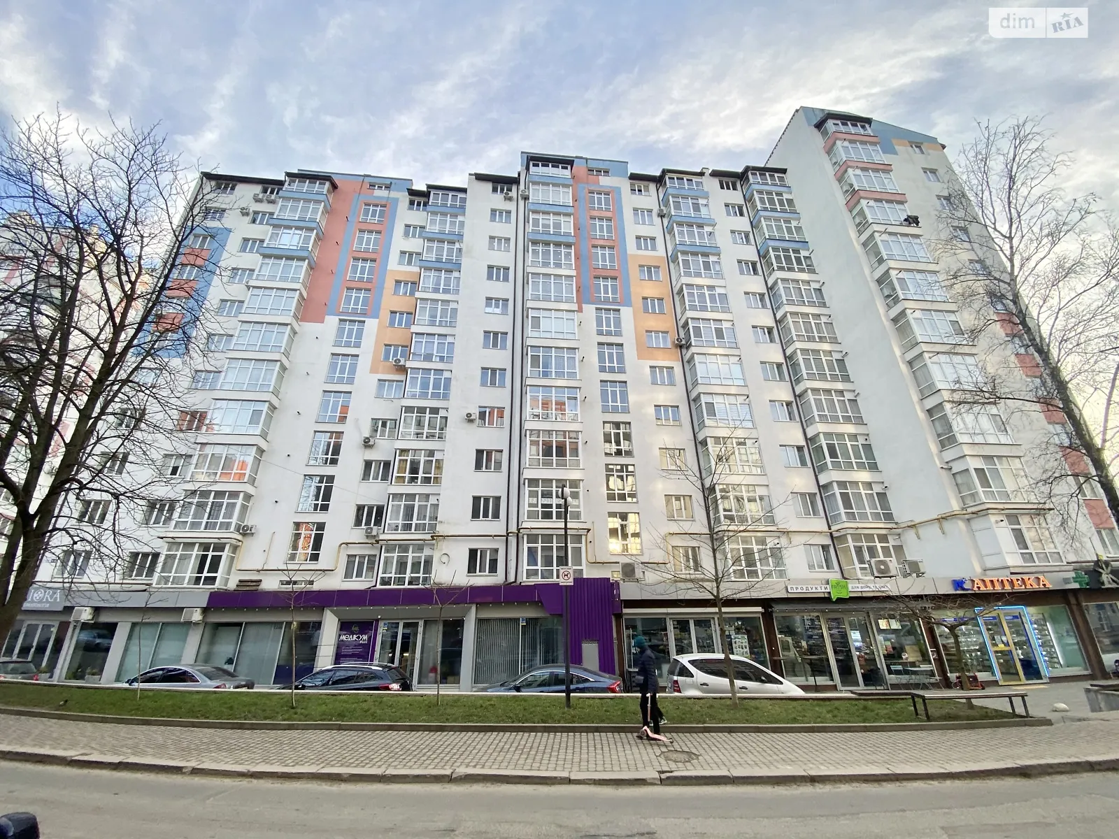Продается 3-комнатная квартира 79.9 кв. м в Ивано-Франковске, цена: 59500 $ - фото 1