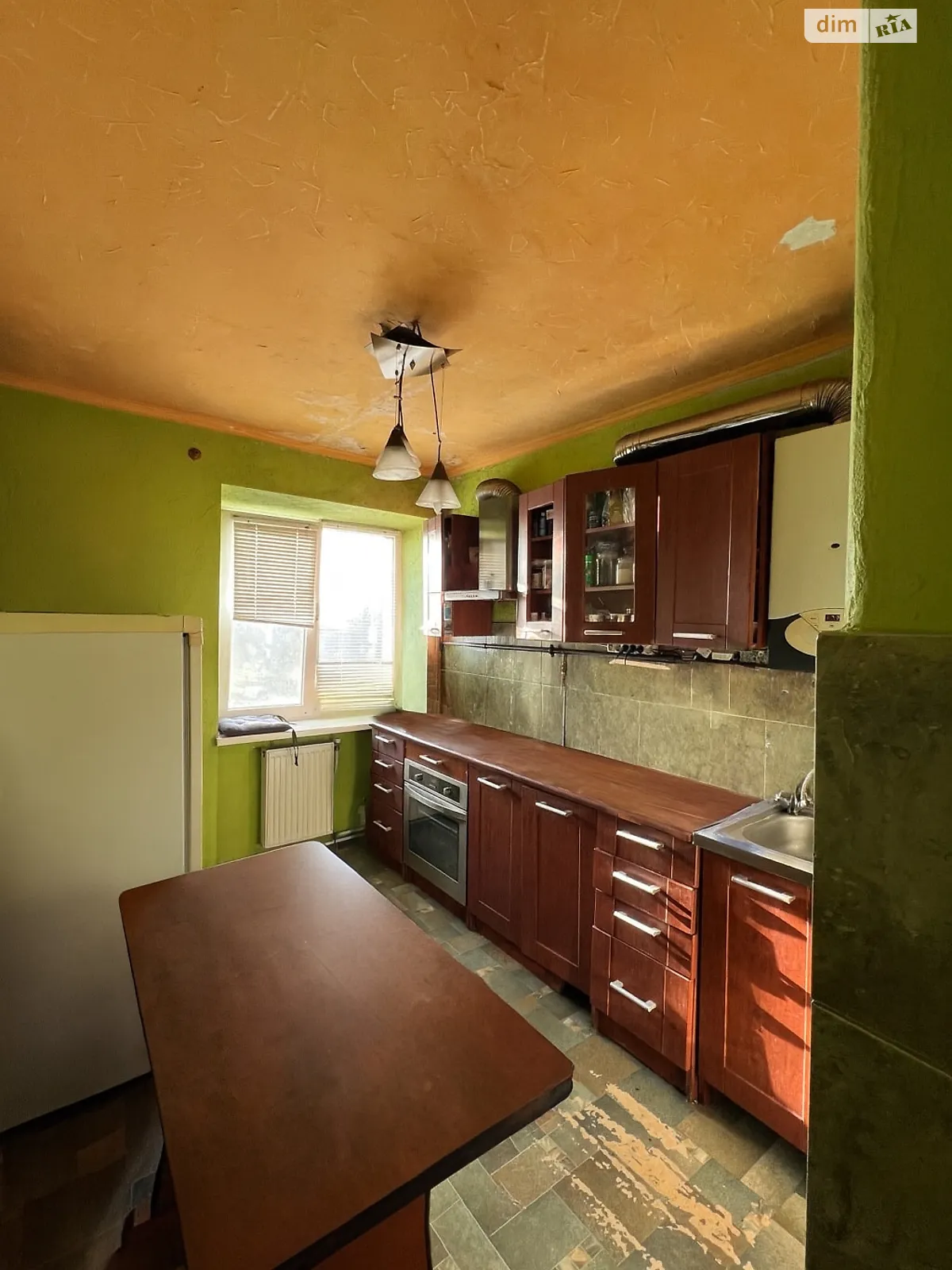 Продается 4-комнатная квартира 62.6 кв. м в Ужгороде, просп. Свободы, 45 - фото 1