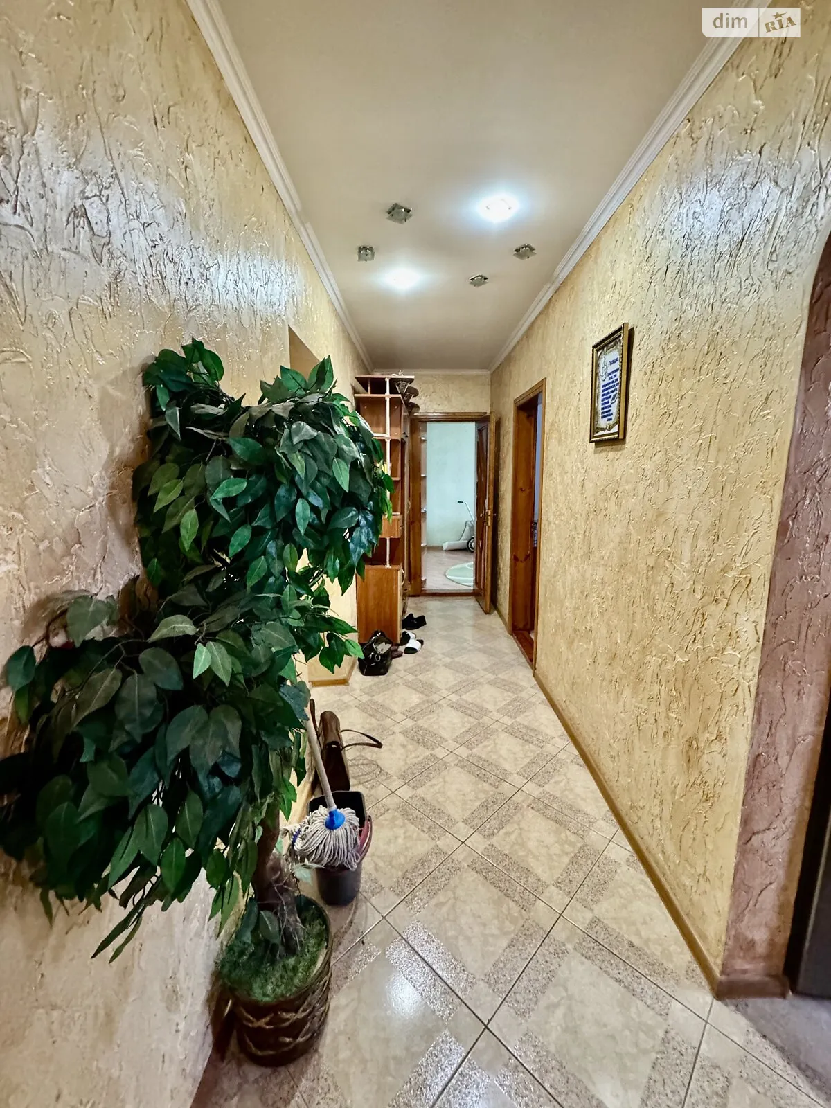 Продается 2-комнатная квартира 49 кв. м в Черткове, ул. Сичинского - фото 1