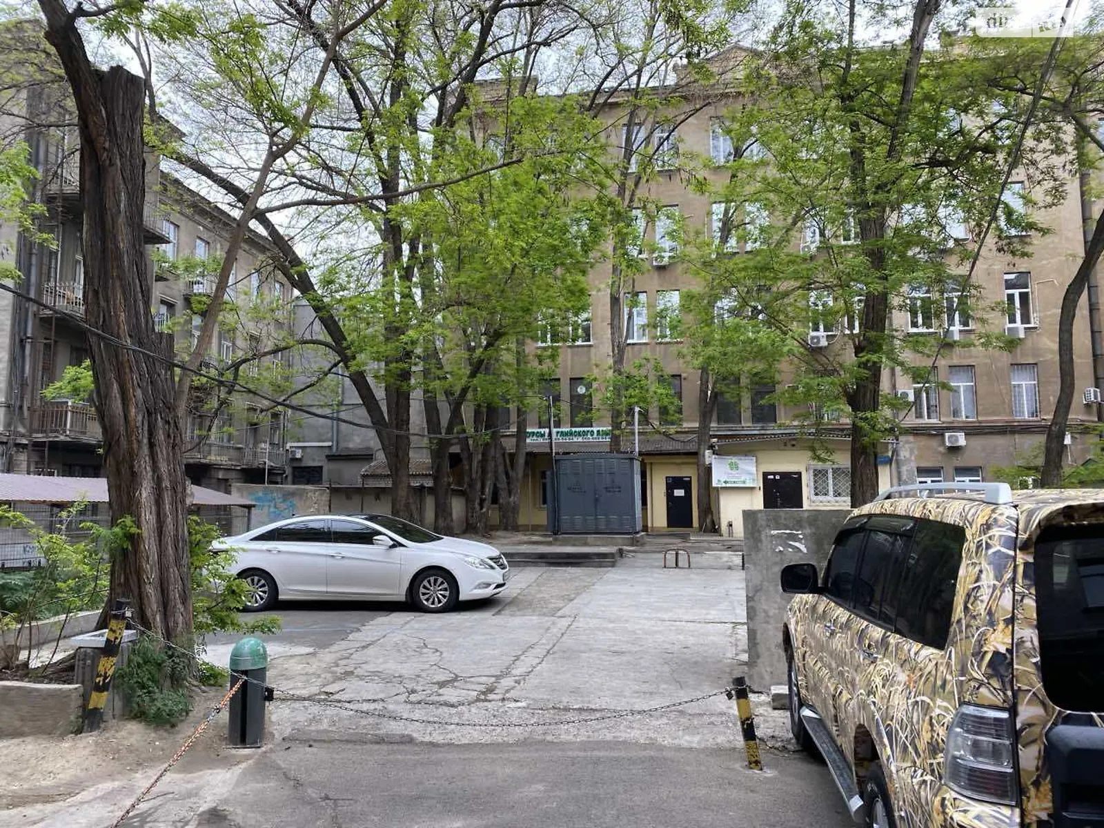 Продается офис 163.6 кв. м в бизнес-центре, цена: 177650 $ - фото 1