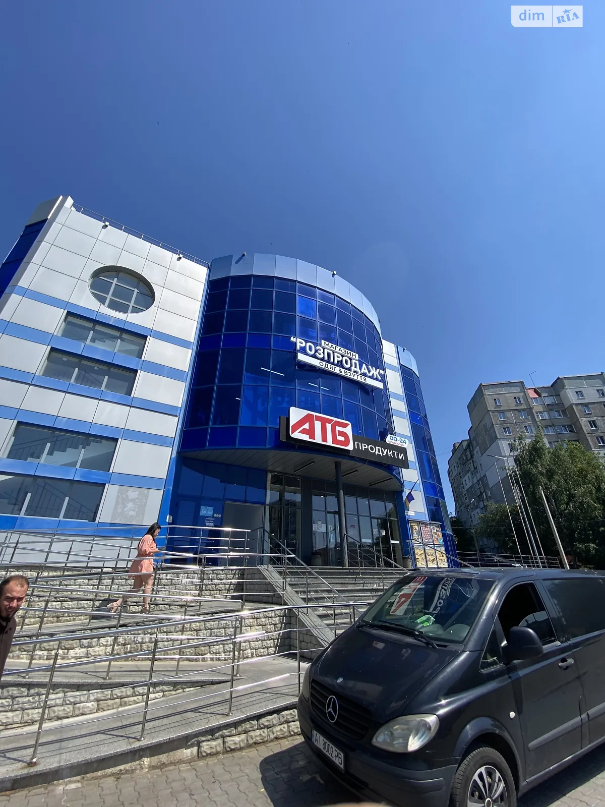 Сдается в аренду офис 60 кв. м в бизнес-центре, цена: 19500 грн - фото 1