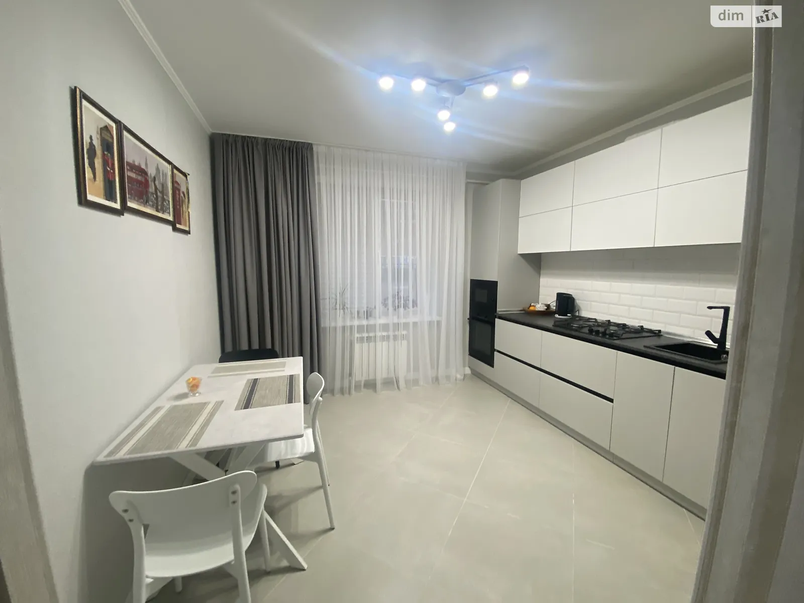 Сдается в аренду 1-комнатная квартира 45 кв. м в Виннице, ул. Зодчих, 7 - фото 1