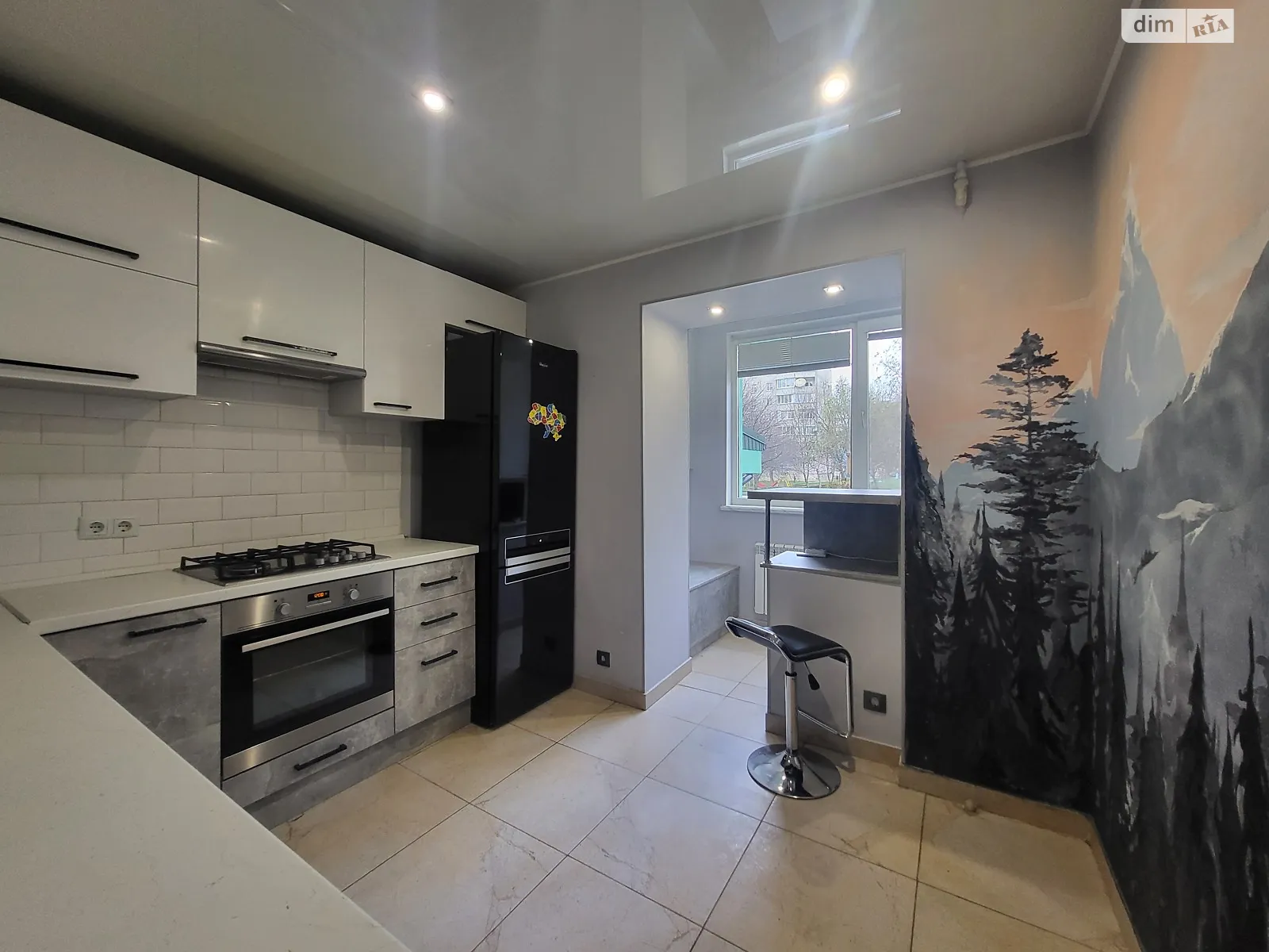 3-комнатная квартира 74 кв. м в Луцке, ул. Конякина, 21 - фото 1