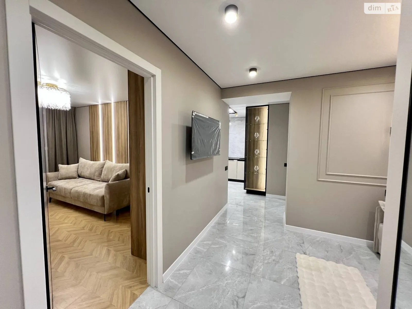 2-комнатная квартира 61 кв. м в Тернополе, ул. Академика Сергея Королева - фото 1