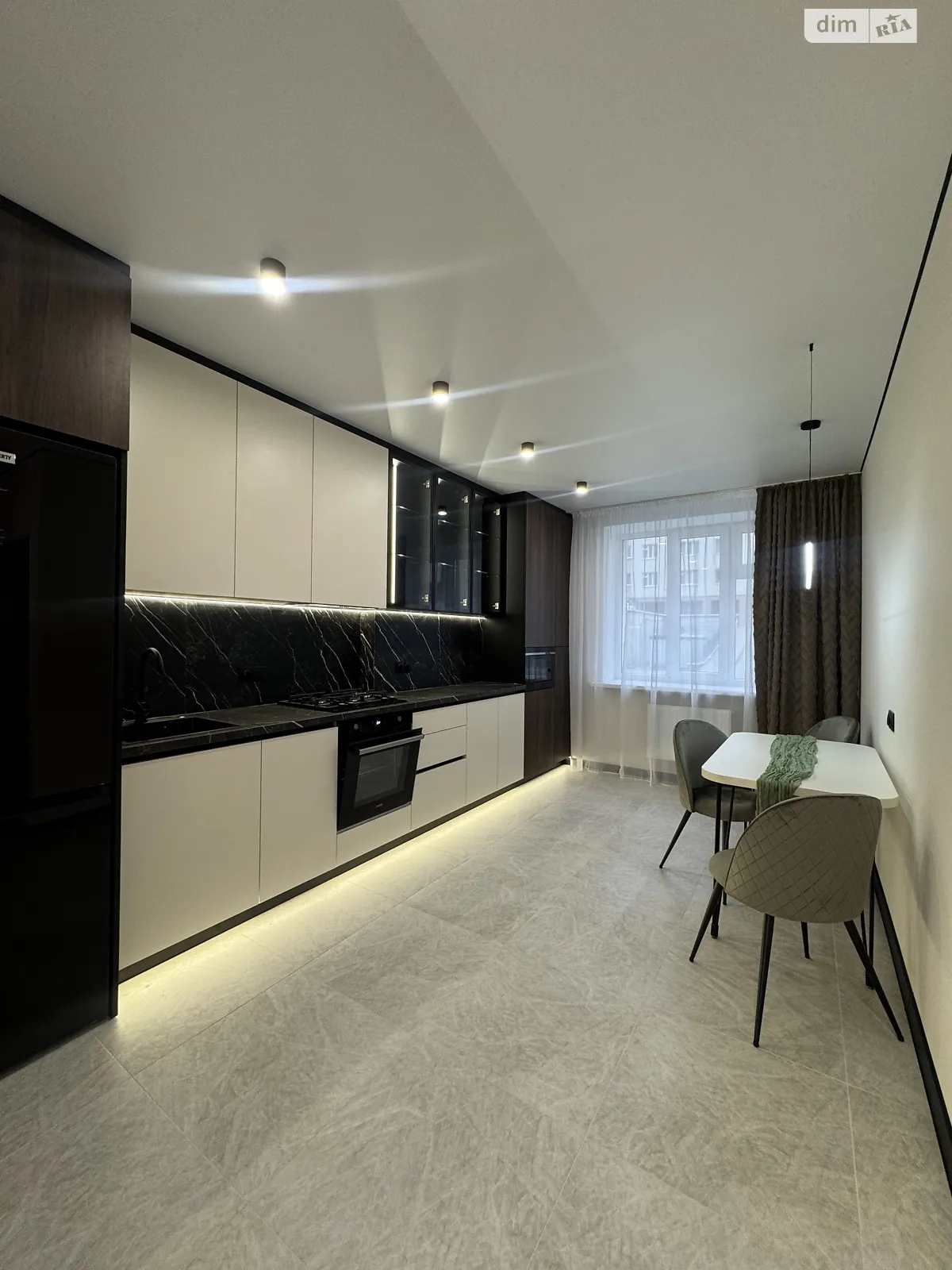 Продается 1-комнатная квартира 43 кв. м в, цена: 69000 $ - фото 1