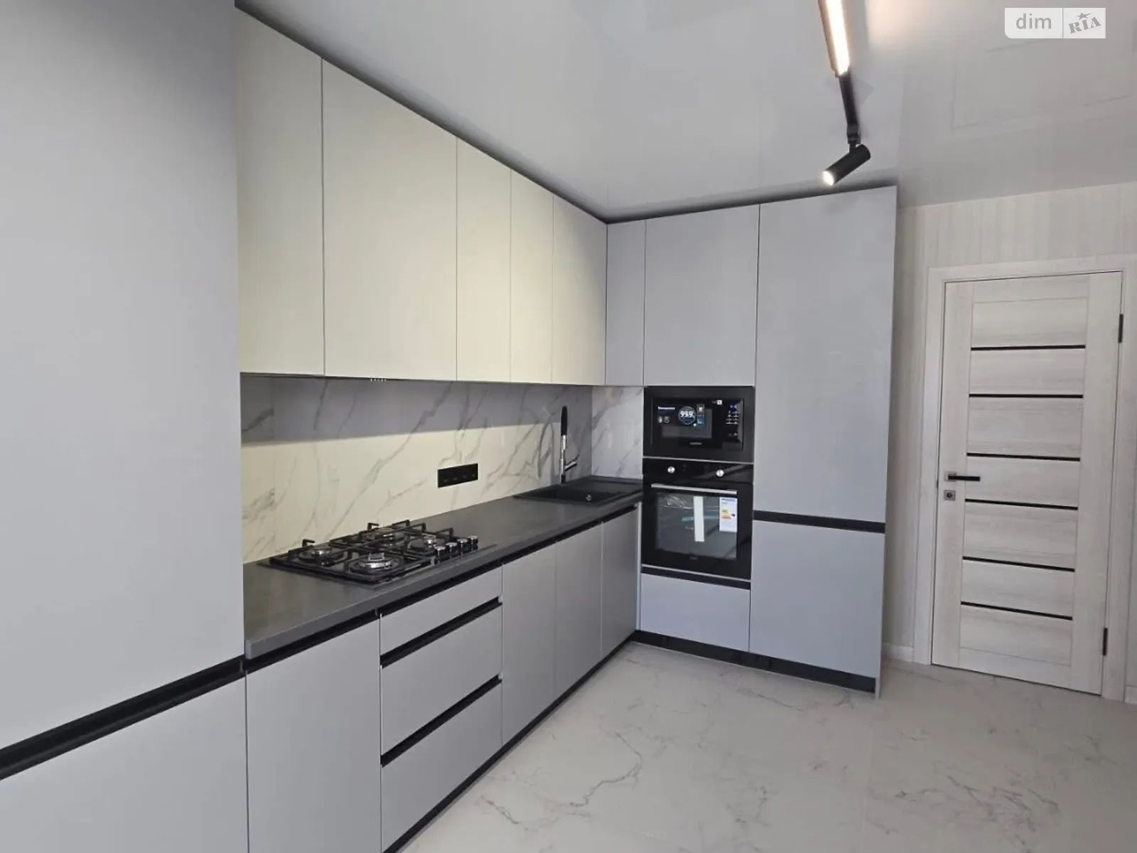 Продается 2-комнатная квартира 65 кв. м в Винницких Хуторах, Немировское шоссе - фото 1