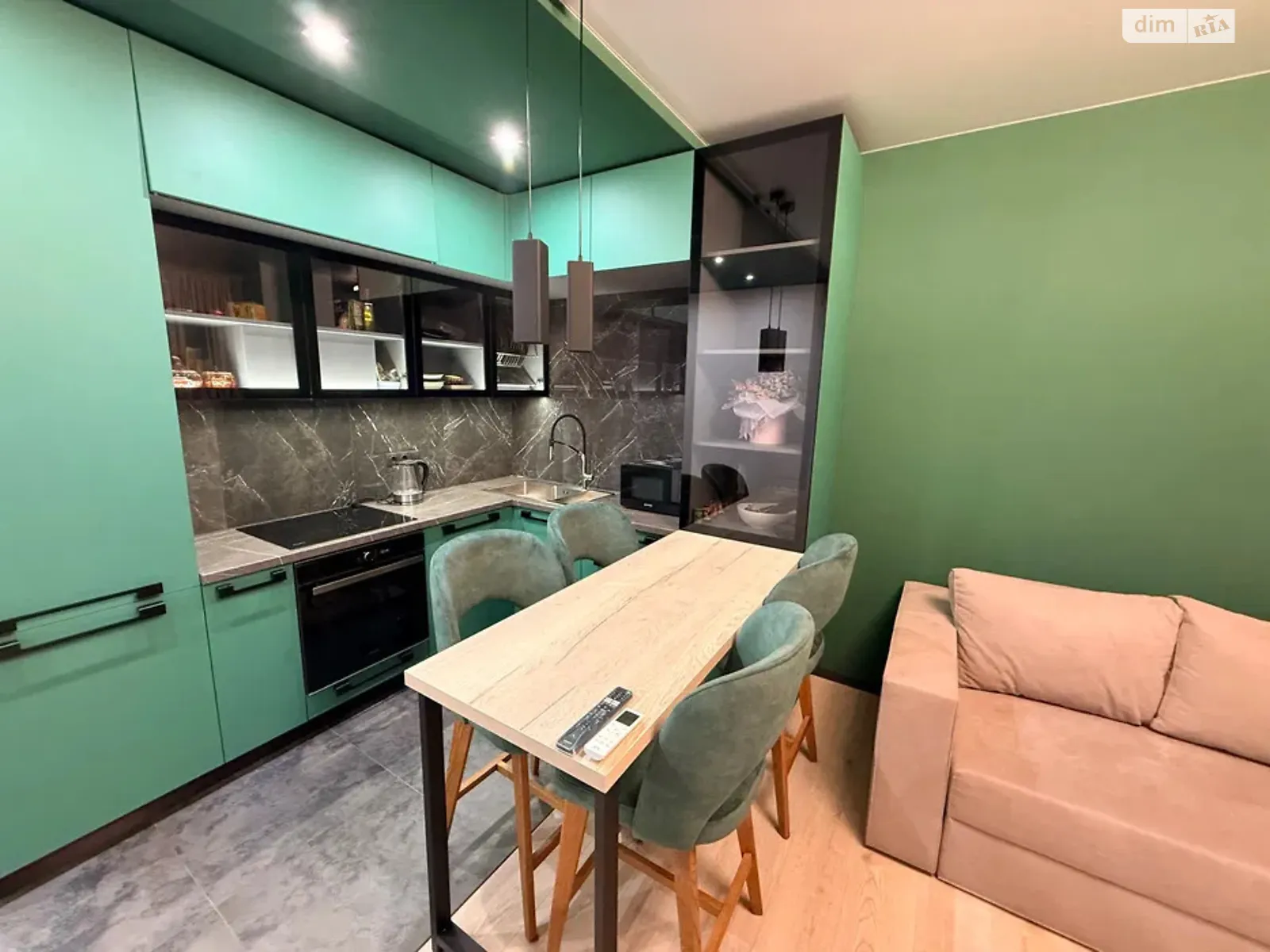 Продается 2-комнатная квартира 91.4 кв. м в Киеве, ул. Вышгородская, 45 - фото 1