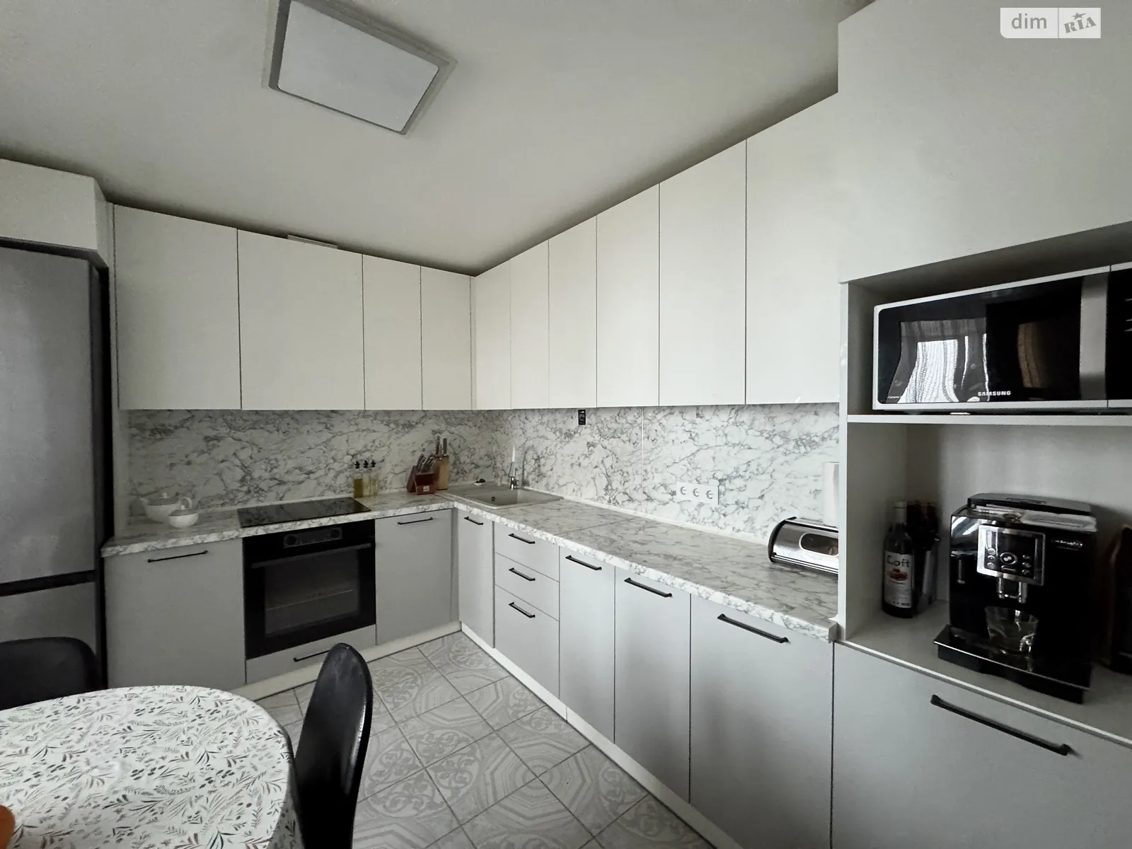 Продается 2-комнатная квартира 65 кв. м в Виннице, ул. Келецкая, 122 - фото 1