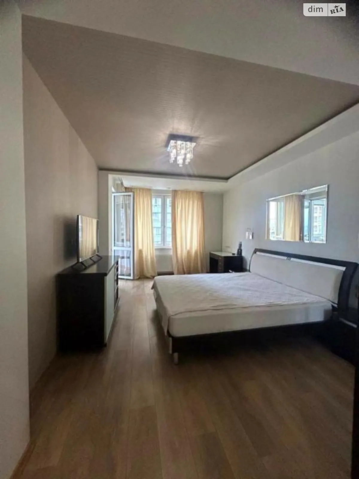 Продается 2-комнатная квартира 70 кв. м в Киеве, просп. Голосеевский(40-летия Октября), 62 - фото 1