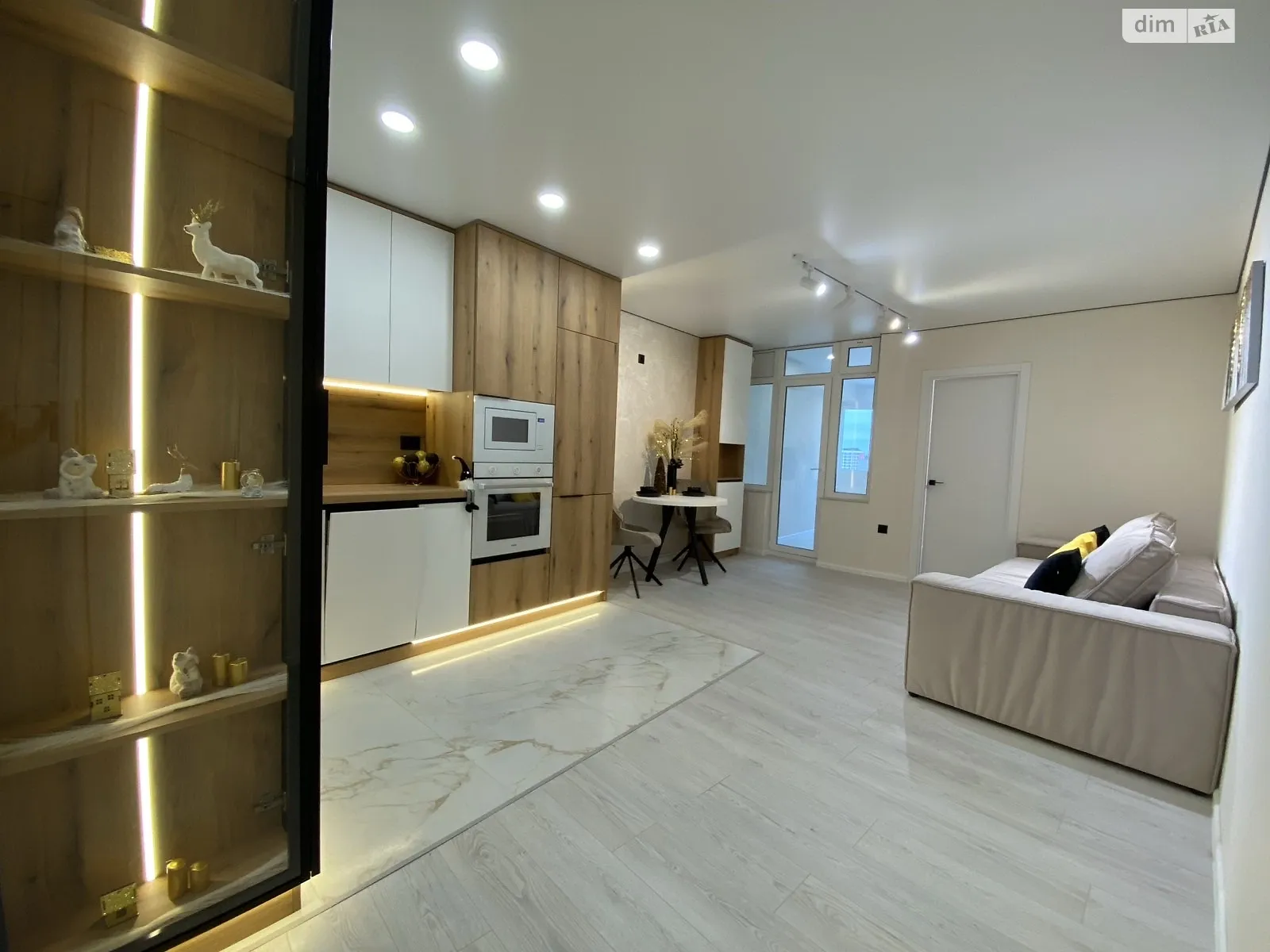 2-комнатная квартира 73 кв. м в Тернополе, ул. Киевская - фото 1