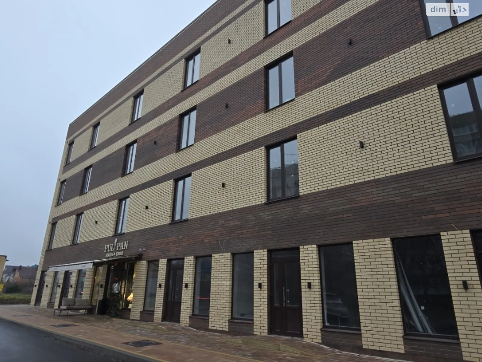 Сдается в аренду помещения свободного назначения 42 кв. м в 4-этажном здании, цена: 20000 грн - фото 1