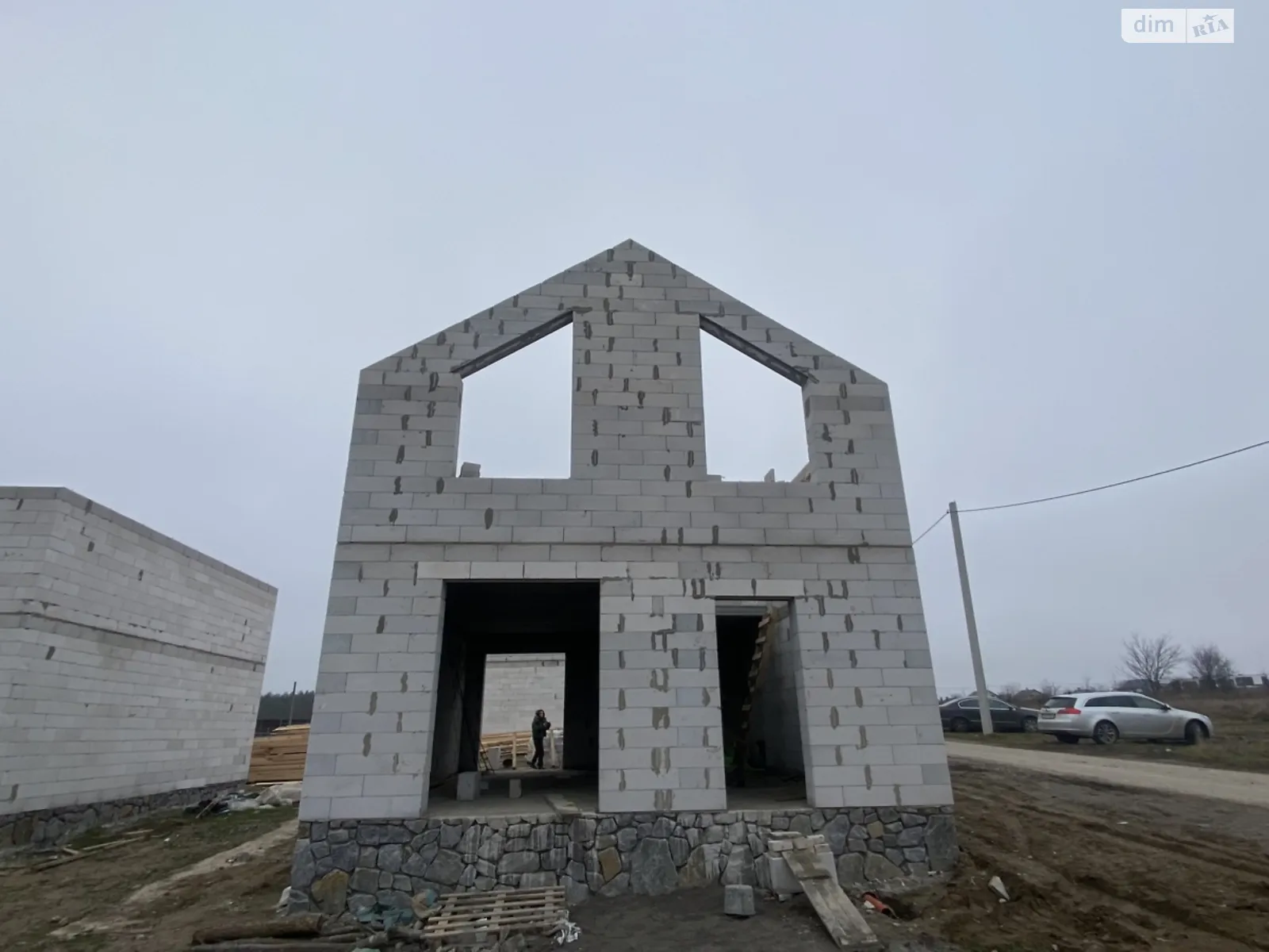 Продается дом на 2 этажа 95 кв. м с баней/сауной, цена: 69000 $ - фото 1