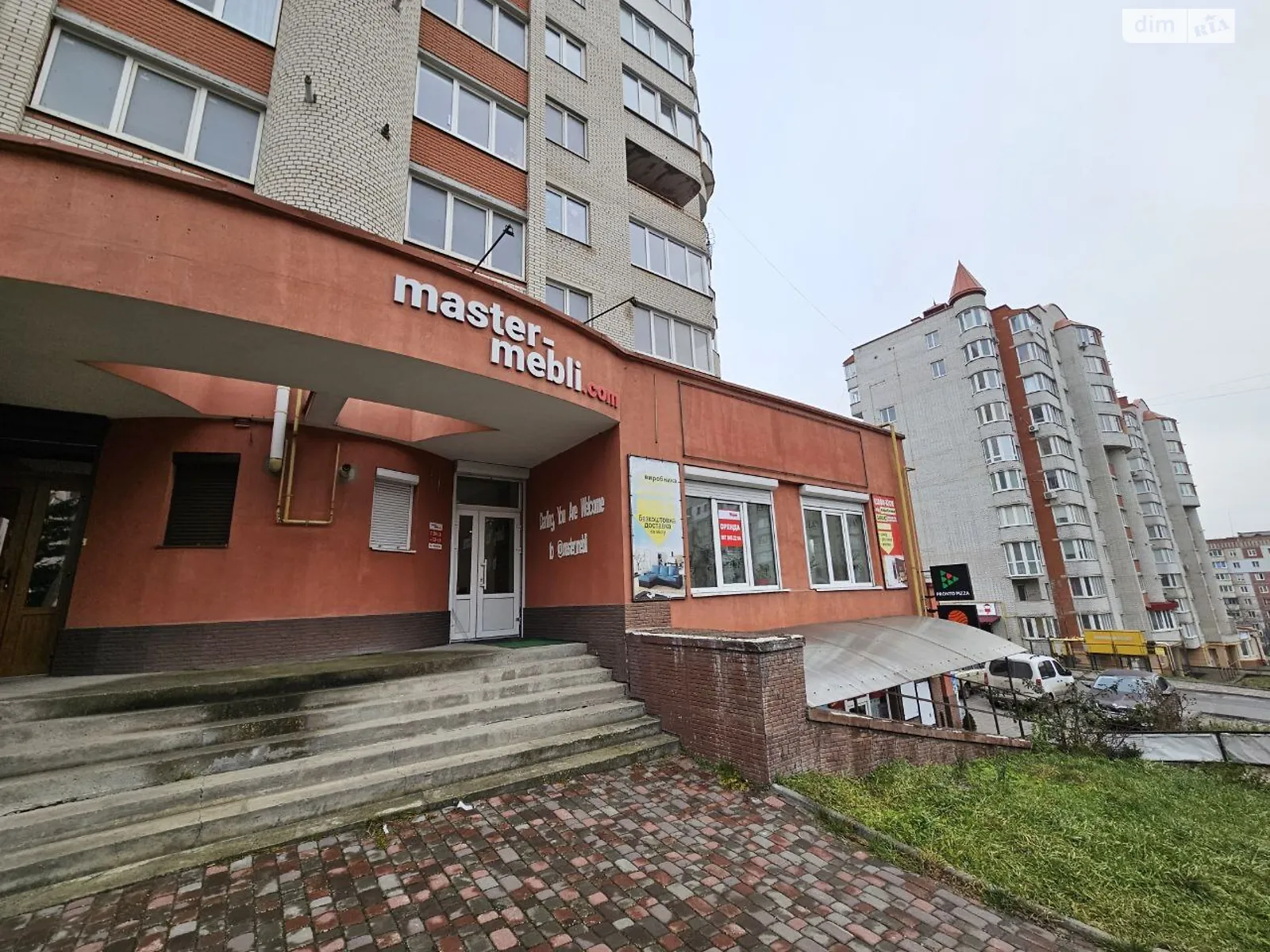 Сдается в аренду помещения свободного назначения 121.4 кв. м в 10-этажном здании, цена: 36600 грн - фото 1