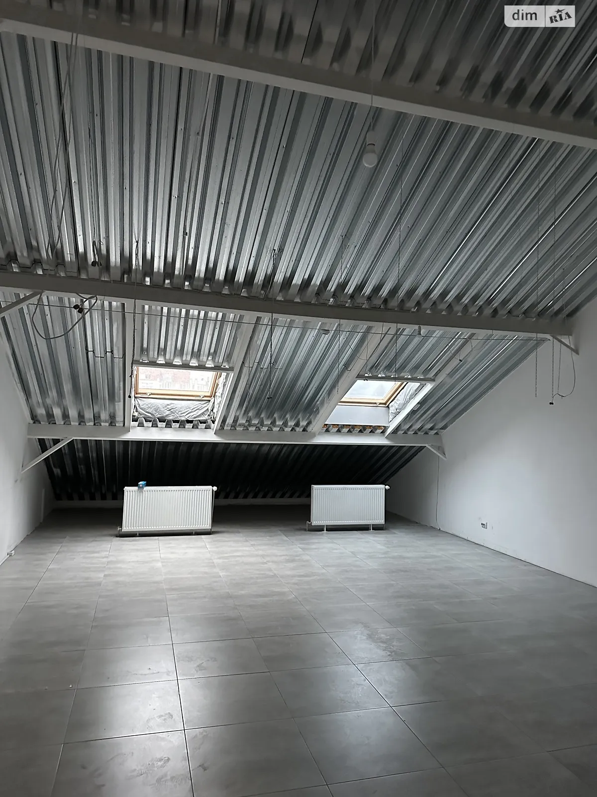 Сдается в аренду офис 67 кв. м в бизнес-центре, цена: 16000 грн - фото 1