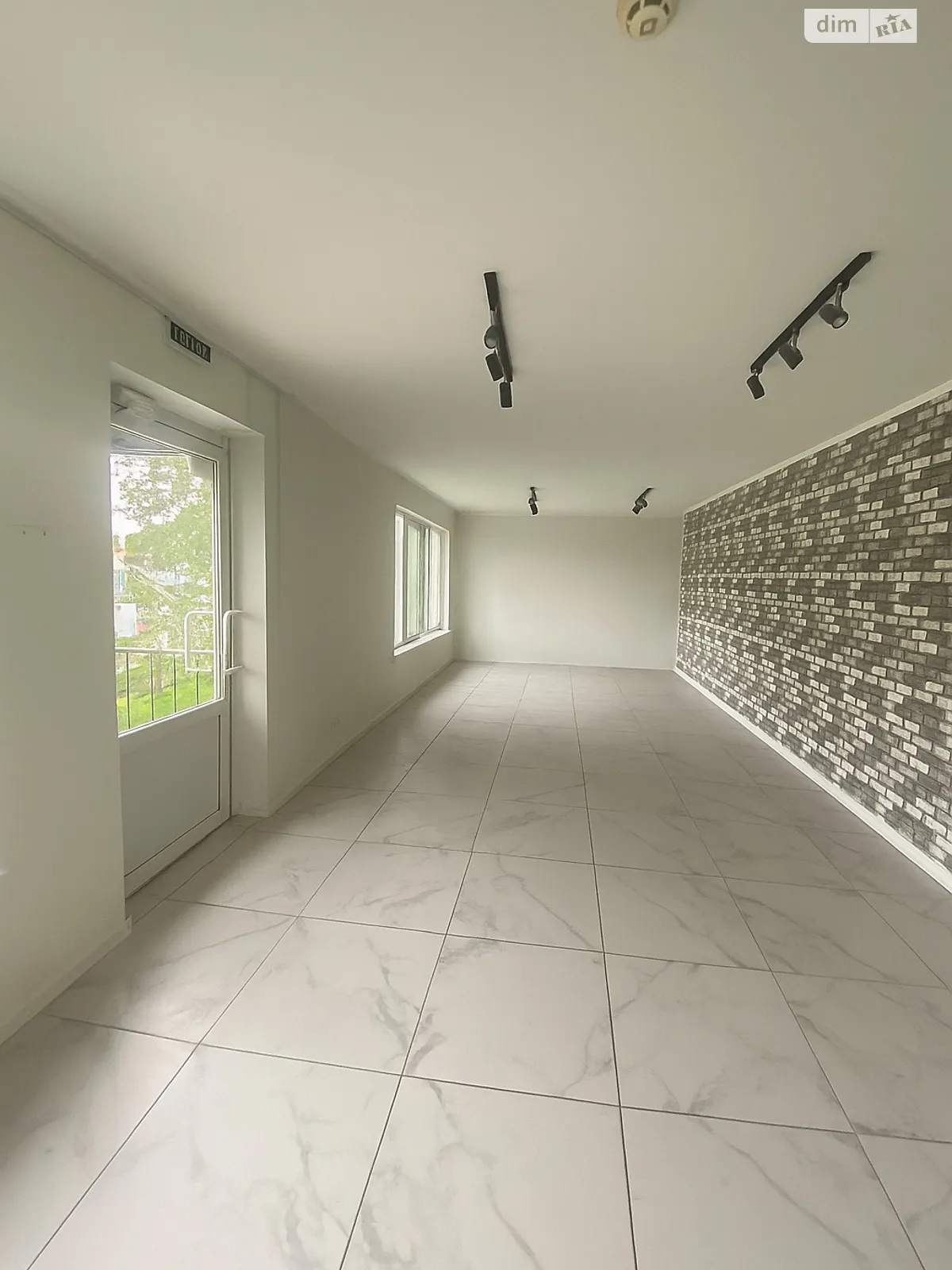 Здається в оренду приміщення вільного призначення 36 кв. м в 1-поверховій будівлі, цена: 20000 грн - фото 1