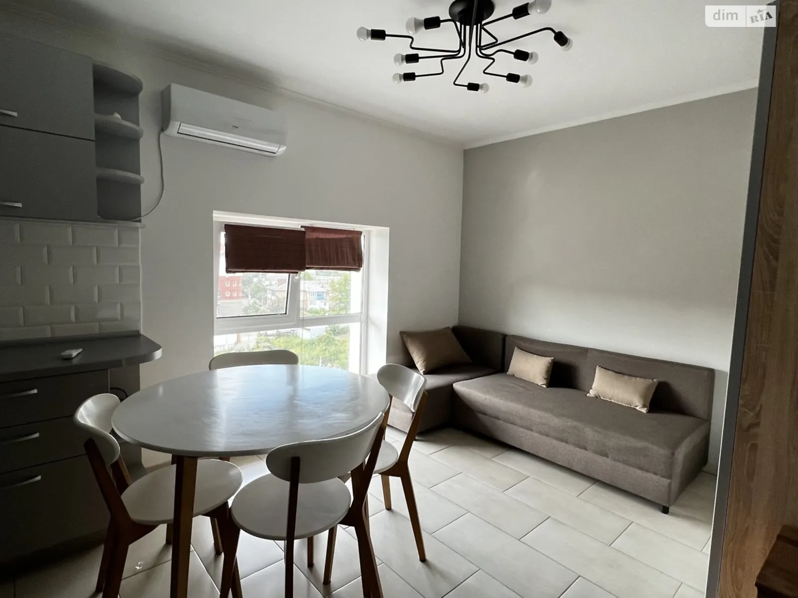 вул. Партизанська, 1А Хотів - фото 1