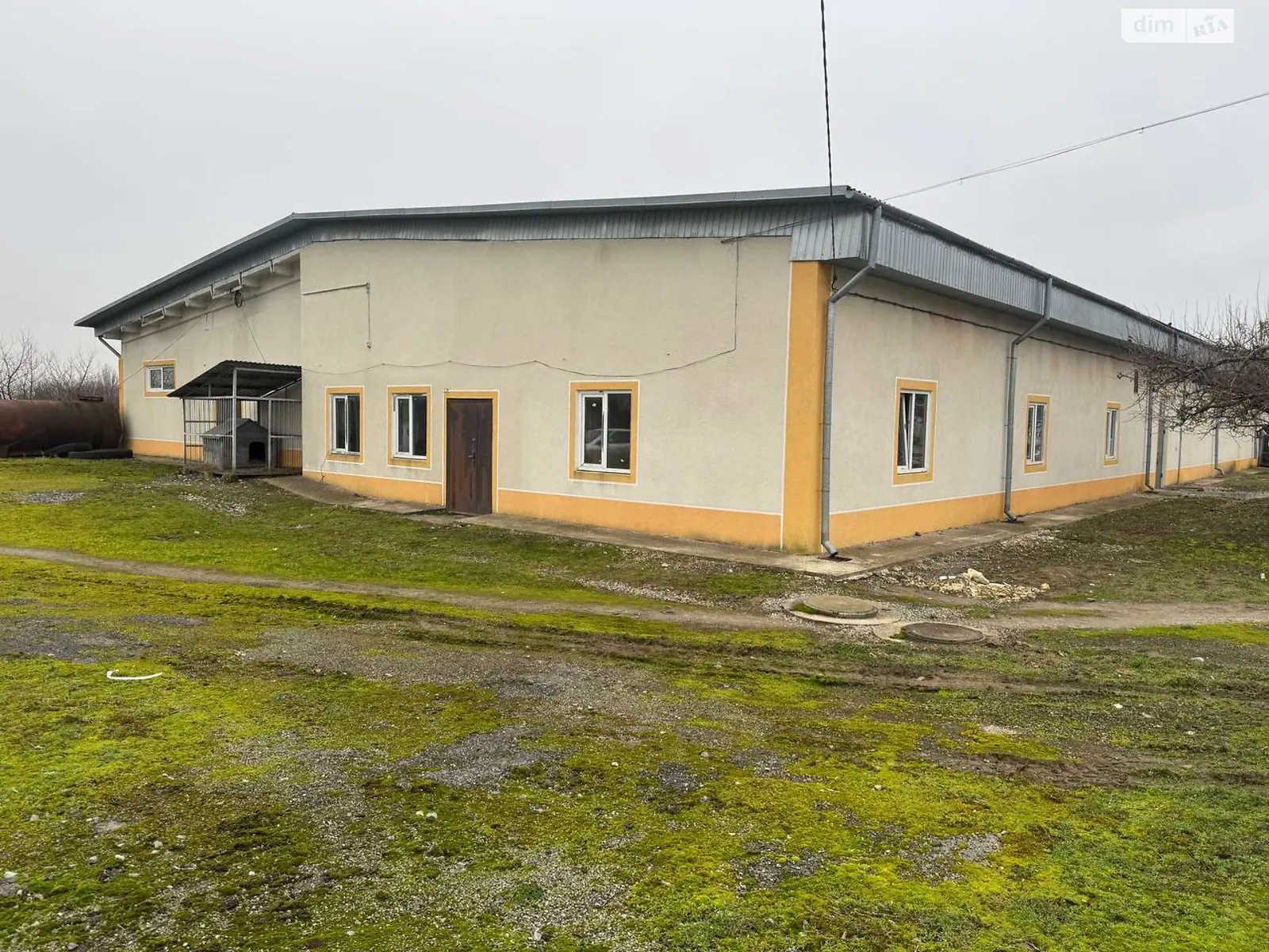 Продается помещения свободного назначения 2056 кв. м в 1-этажном здании, цена: 280000 $ - фото 1