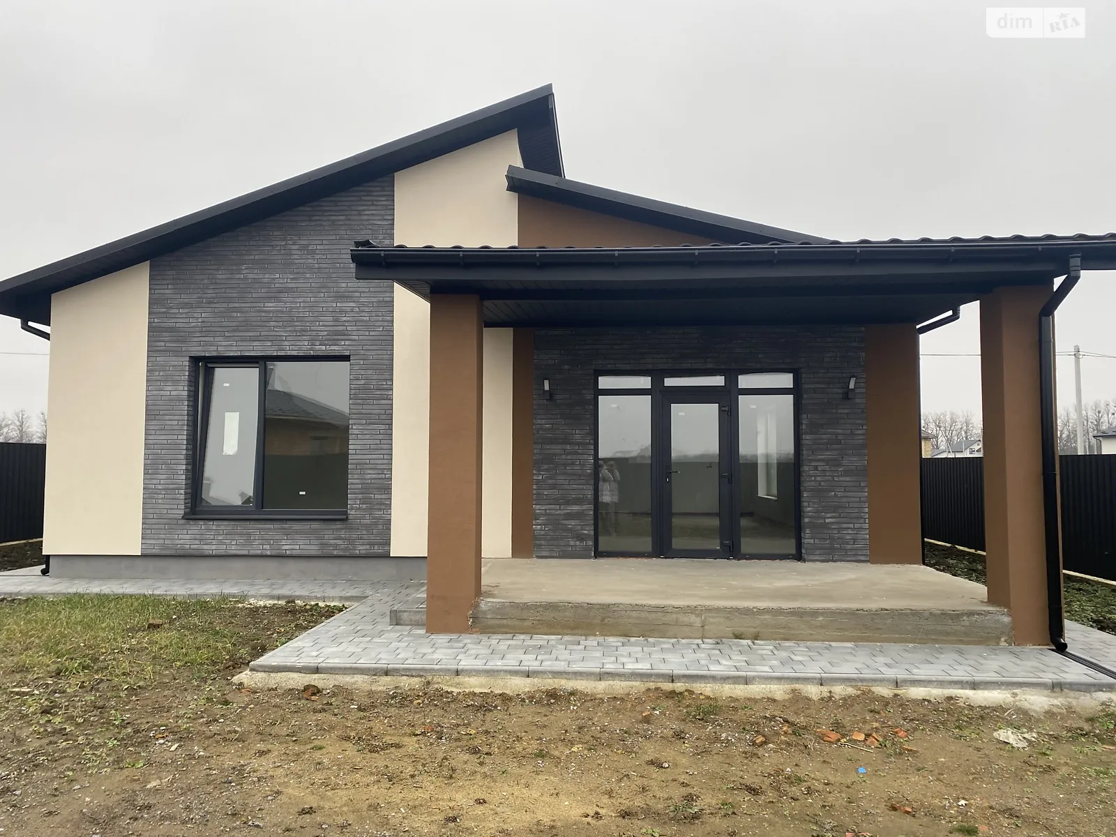 Продается одноэтажный дом 120 кв. м с баней/сауной, цена: 117000 $ - фото 1