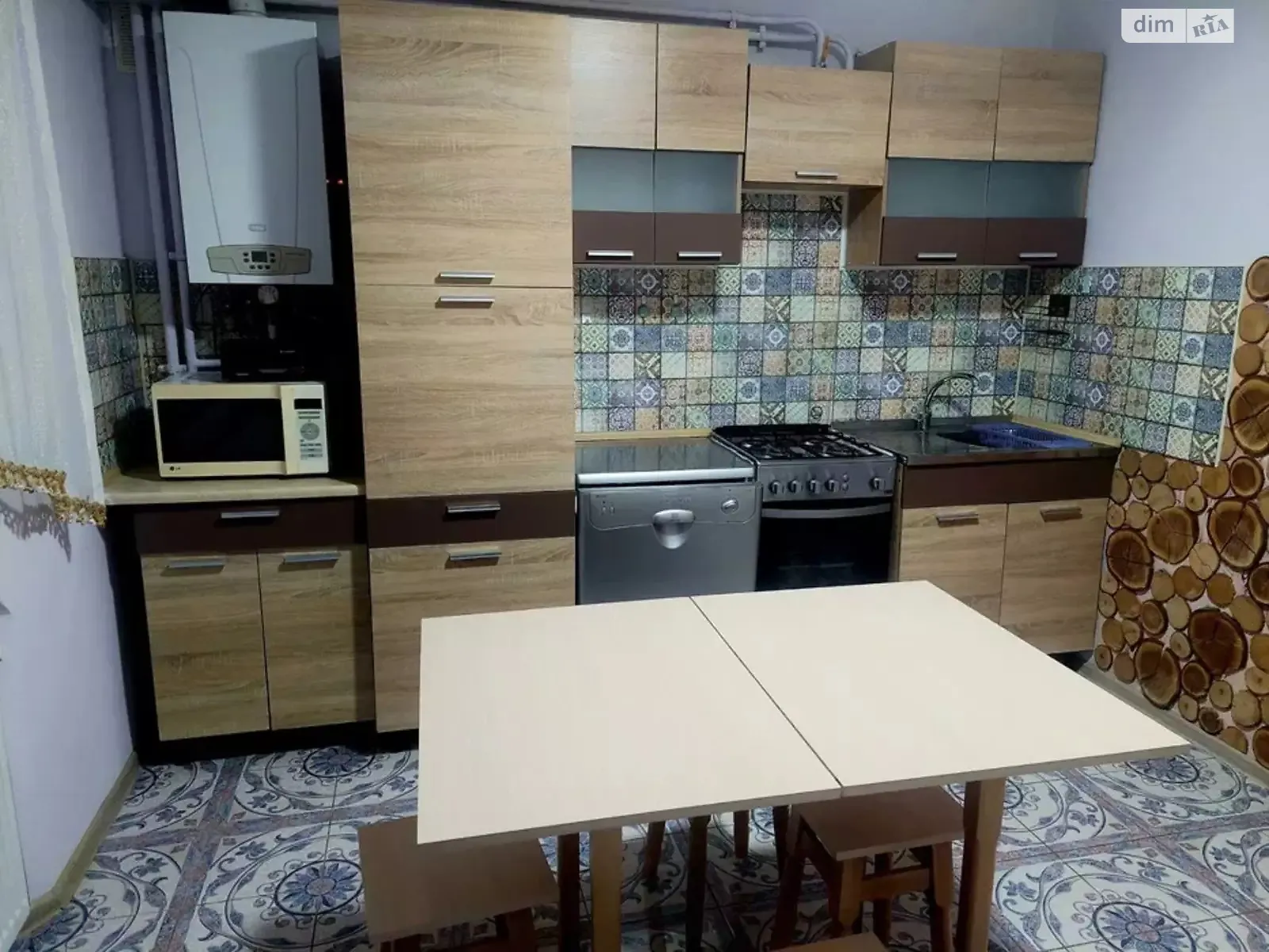 Продается 2-комнатная квартира 78 кв. м в Хмельницком, ул. Молодежная, 2/3Г - фото 1