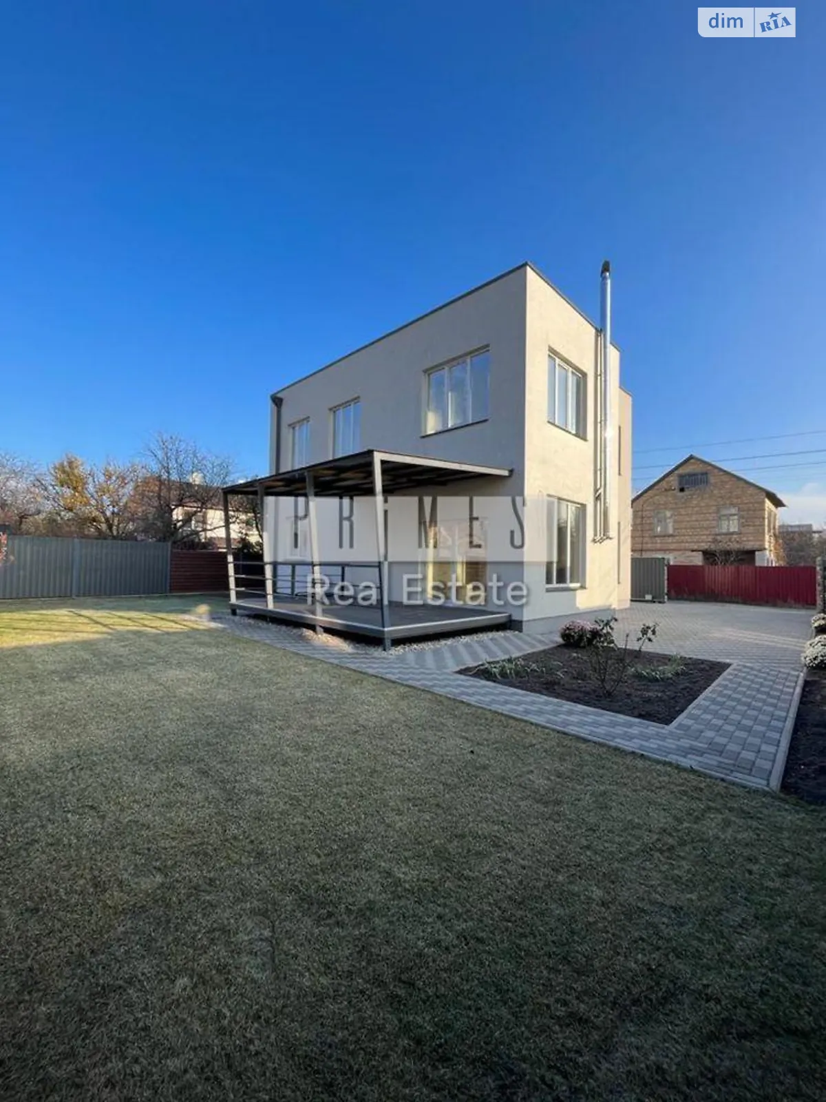 Продается дом на 2 этажа 165 кв. м с камином, цена: 235000 $ - фото 1