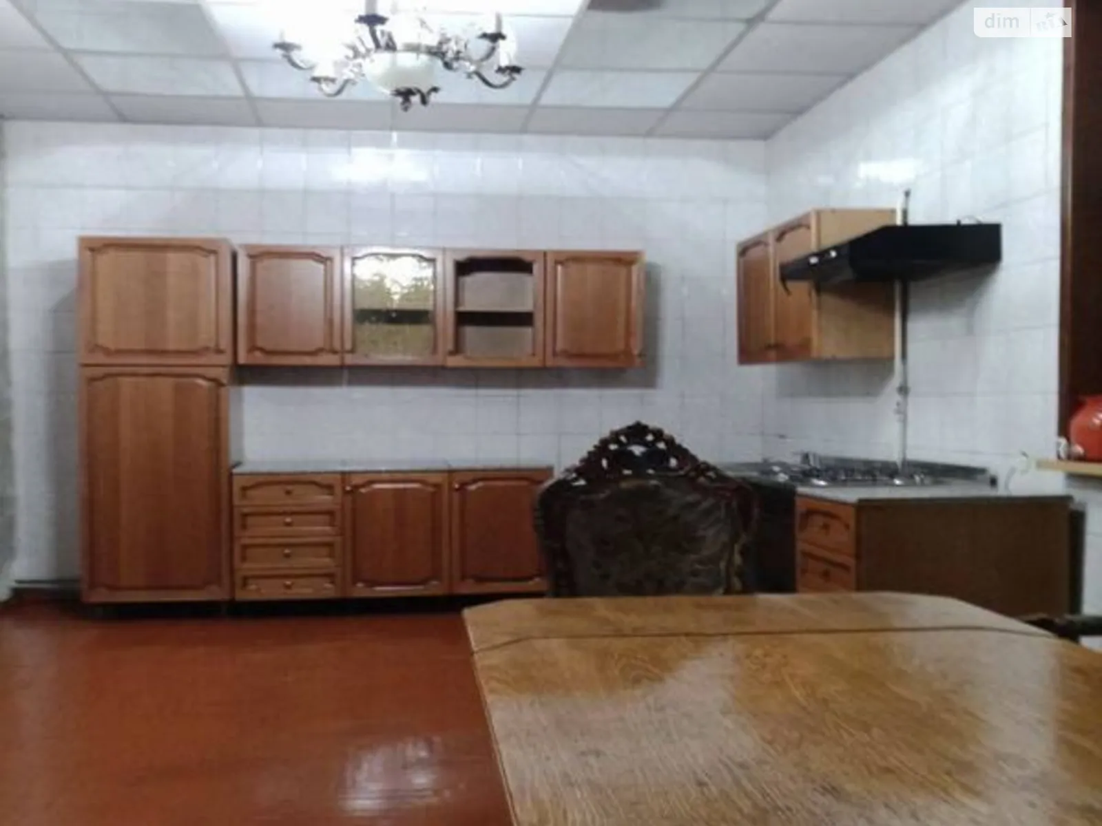 Сдается в аренду дом на 2 этажа 250 кв. м с бассейном, цена: 1300 $ - фото 1