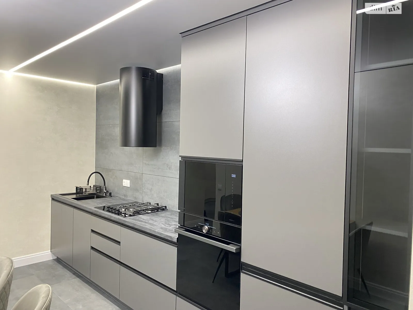 Сдается в аренду 2-комнатная квартира 63 кв. м в Виннице, просп. Юности, 16Г - фото 1