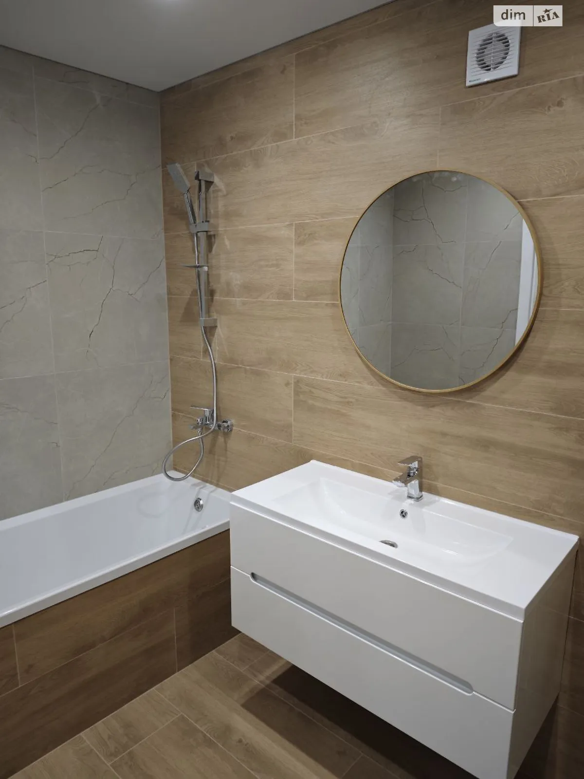 Продается 2-комнатная квартира 61 кв. м в Хмельницком, цена: 69800 $ - фото 1