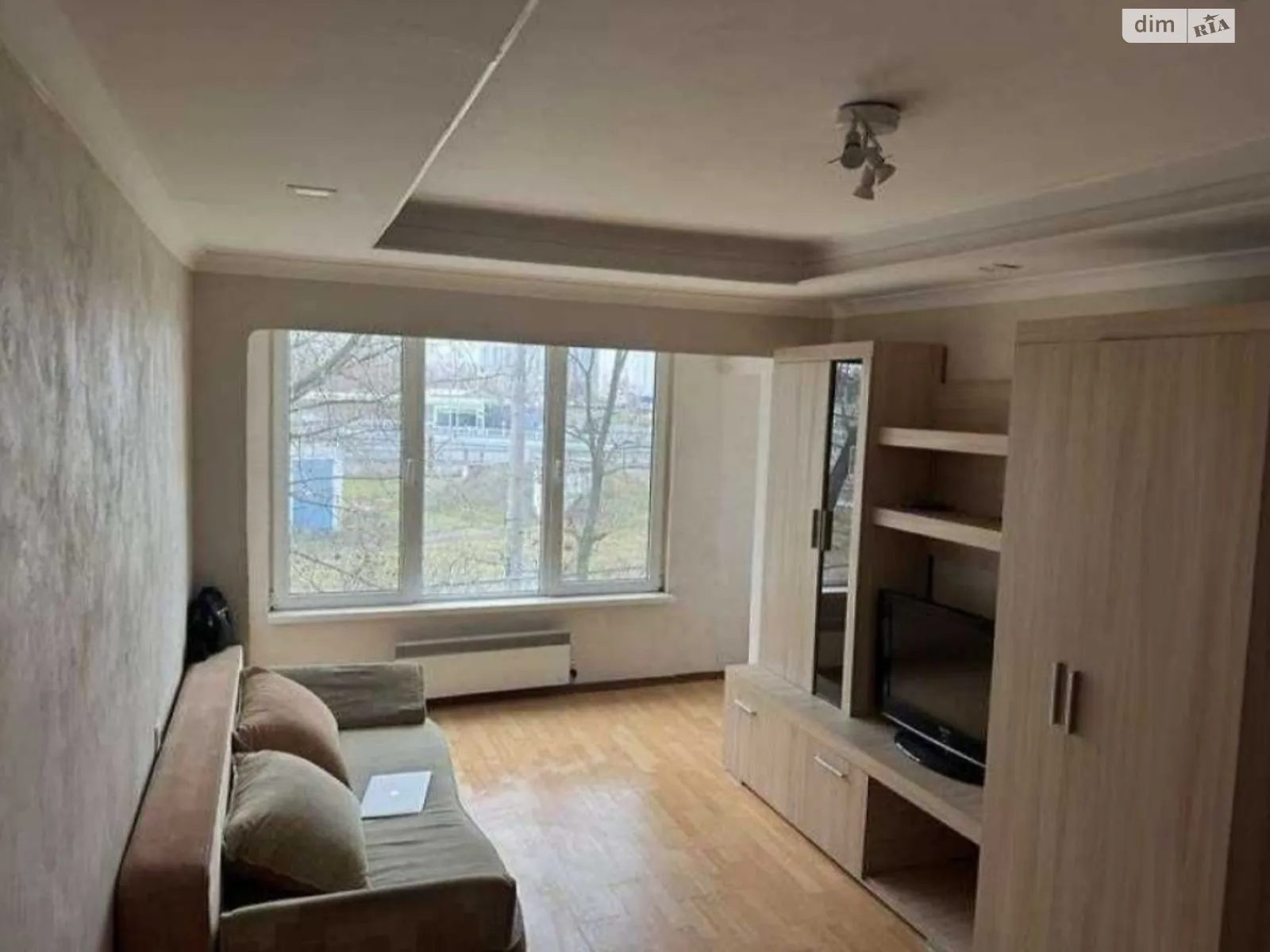 Продается 1-комнатная квартира 35 кв. м в Киеве, ул. Левка Лукьяненко, 1 - фото 1