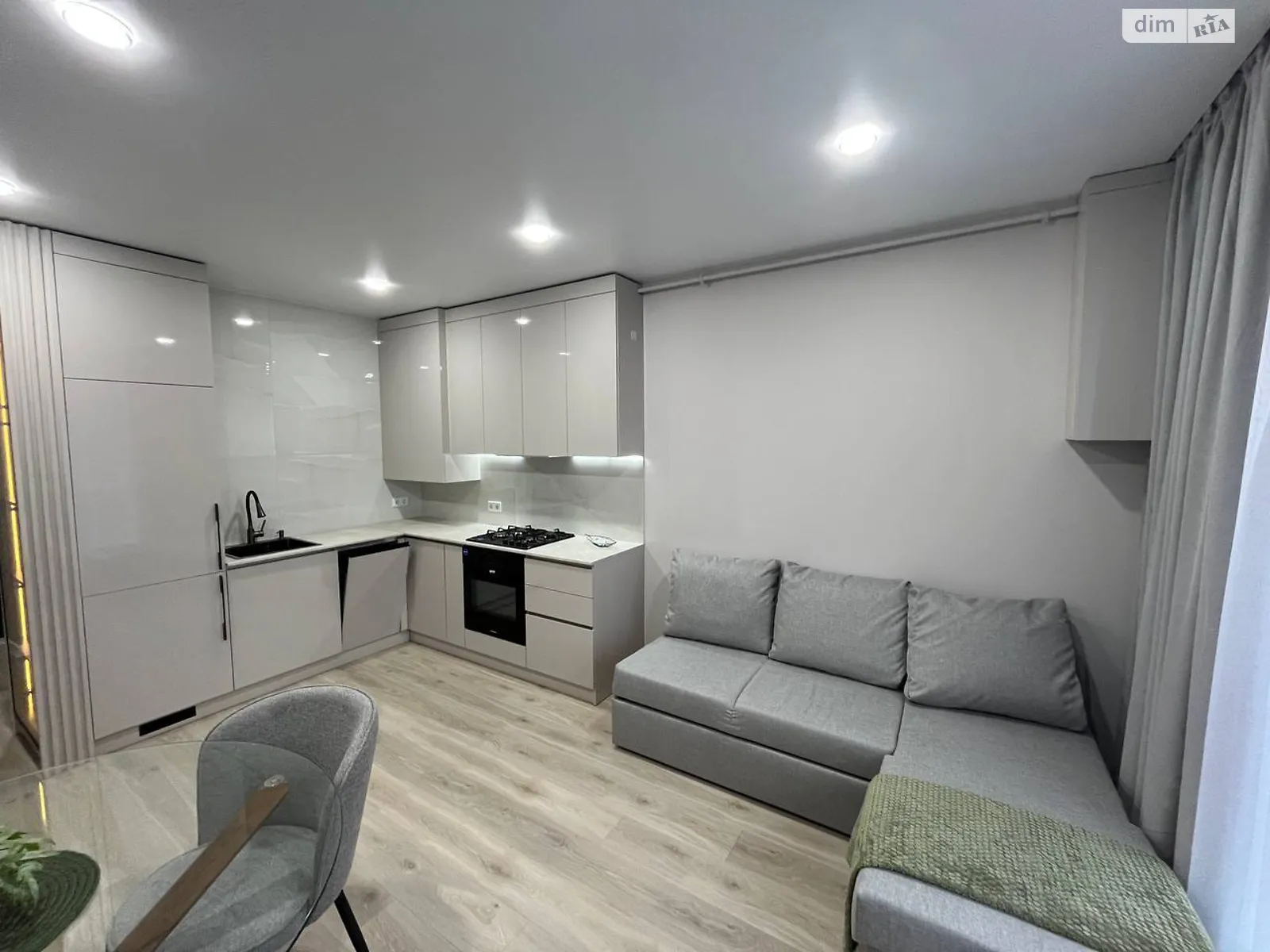 Сдается в аренду 1-комнатная квартира 44.1 кв. м в, цена: 16500 грн - фото 1