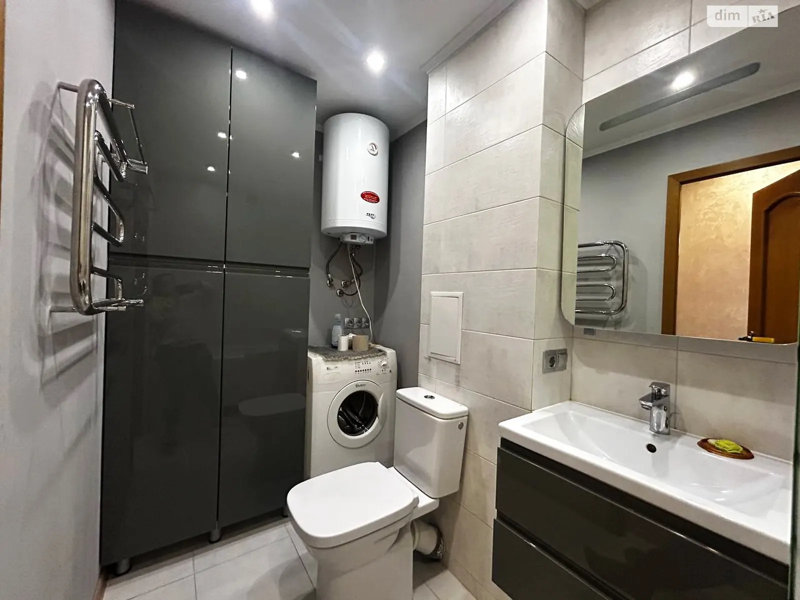 Продається 2-кімнатна квартира 47.5 кв. м у Києві, вул. Космонавта Поповича(Космонавта Волкова), 8 - фото 1