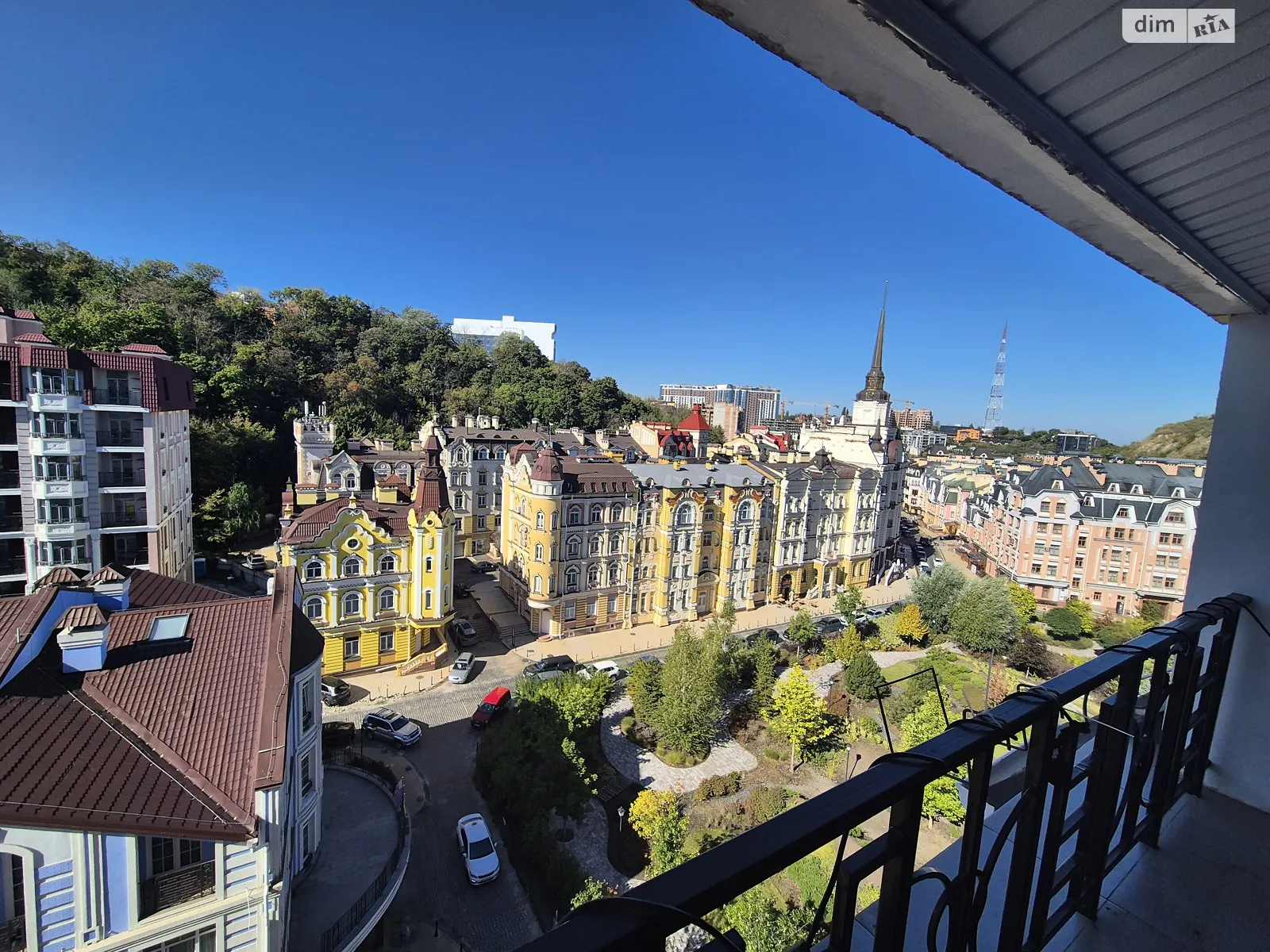 Продается 3-комнатная квартира 140 кв. м в Киеве, ул. Дегтярная, 7 - фото 1