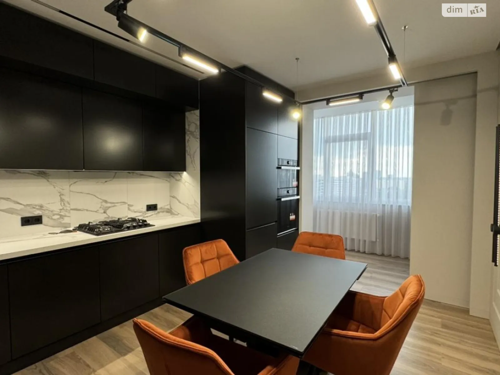 Сдается в аренду 1-комнатная квартира 49.8 кв. м в Львове, ул. Пасечная, 177 - фото 1