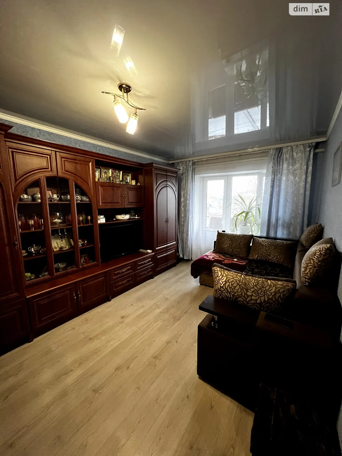 Продается 3-комнатная квартира 56.5 кв. м в Ровно, Независимости майд., 5 - фото 1