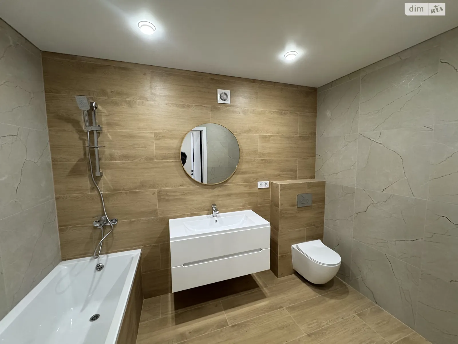 Продається 2-кімнатна квартира 61 кв. м у Хмельницькому, вул. Героїв Національної гвардії України(Будівельників) - фото 1