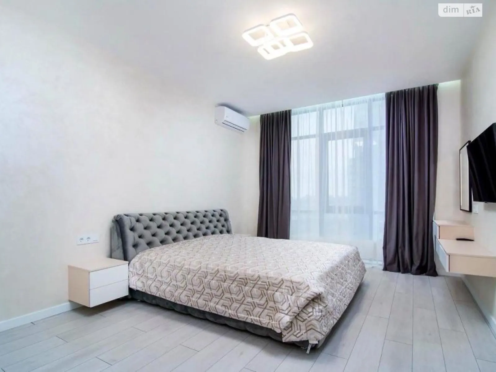 Продается 2-комнатная квартира 64 кв. м в Киеве, ул. Трускавецкая, 8 - фото 1