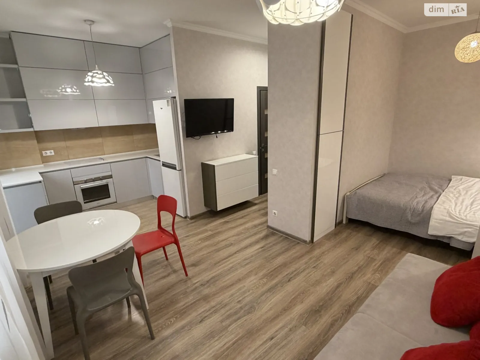 Сдается в аренду 1-комнатная квартира 36 кв. м в, цена: 10000 грн - фото 1