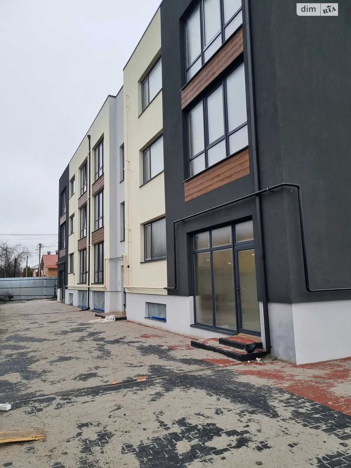 Продается 1-комнатная квартира 32.1 кв. м в Ровно, ул. Поповича, 37 - фото 1