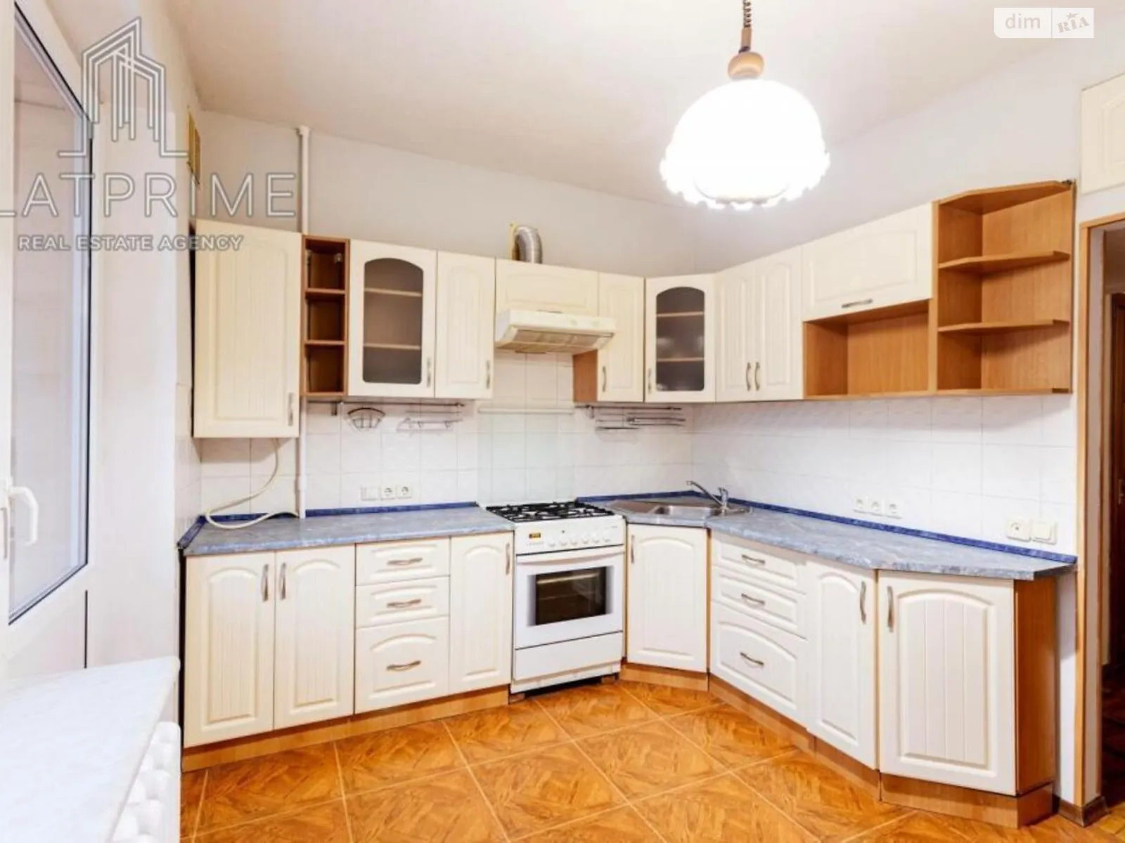 Продается 3-комнатная квартира 88.1 кв. м в Киеве, ул. Василия Тютюнника, 5Б - фото 1