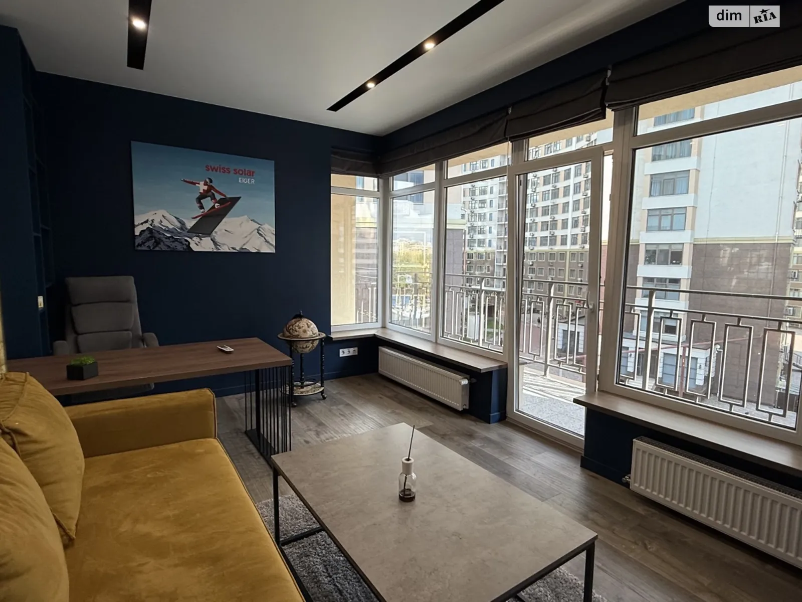 Продается офис 100 кв. м в бизнес-центре, цена: 165000 $ - фото 1