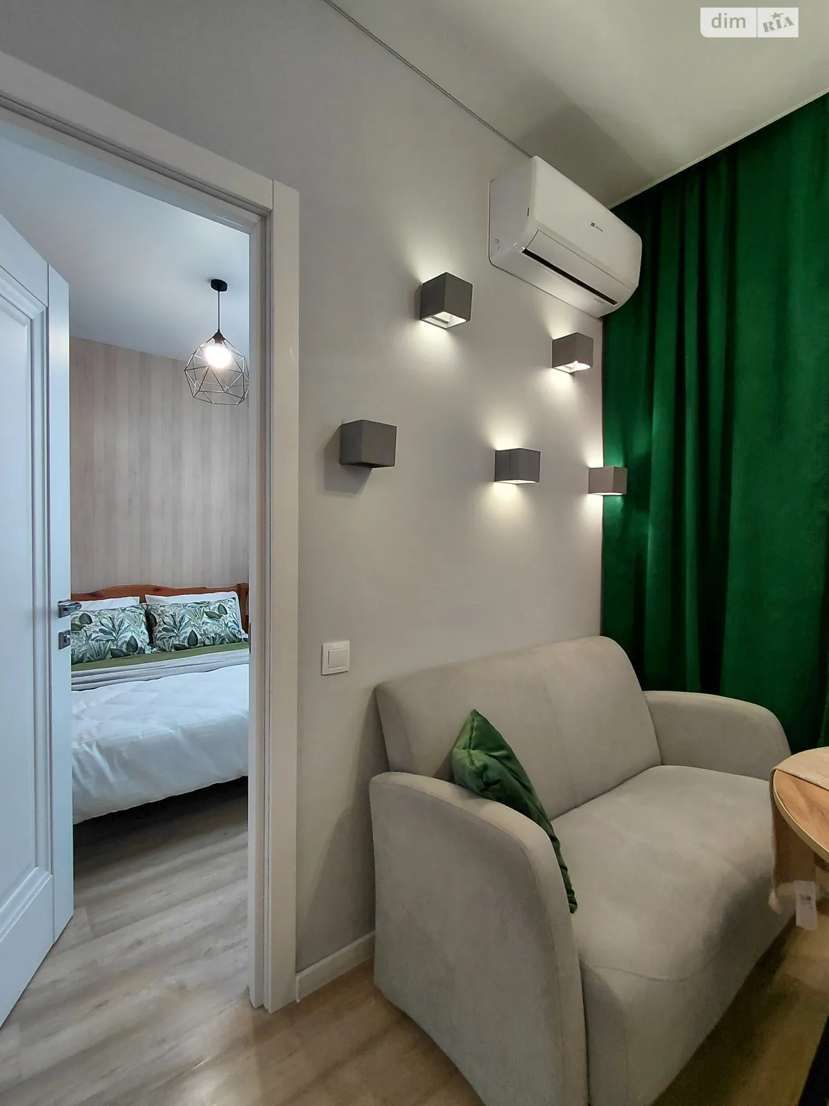 Продається 1-кімнатна квартира 34 кв. м у Києві, пров. Балтійський, 3А - фото 1