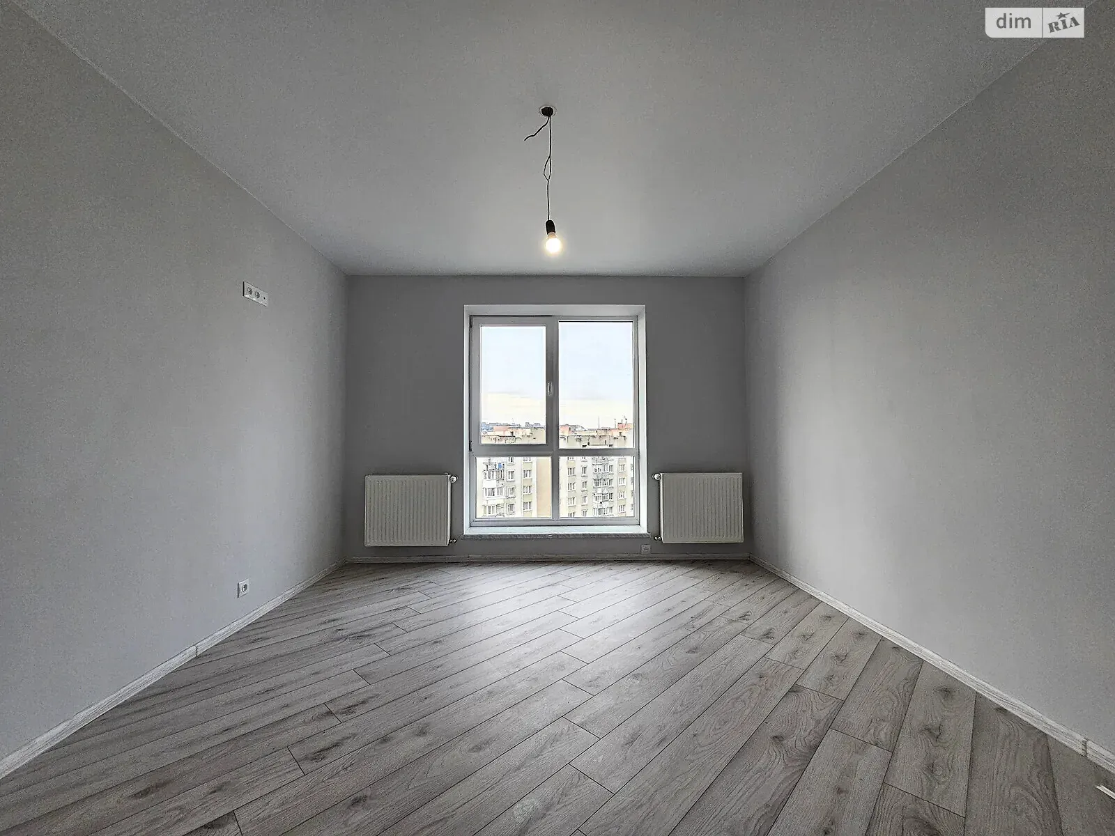 Продается 1-комнатная квартира 44 кв. м в Ивано-Франковске, ул. Пасечная - фото 1