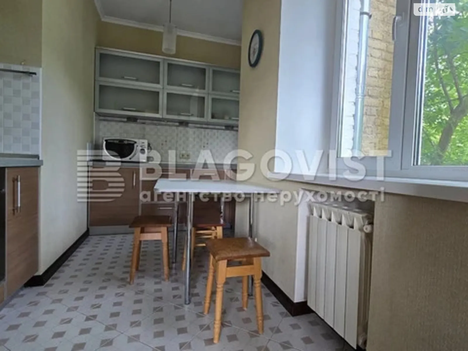 Продается 3-комнатная квартира 71 кв. м в Киеве, пер. Артиллерийский, 13 - фото 1