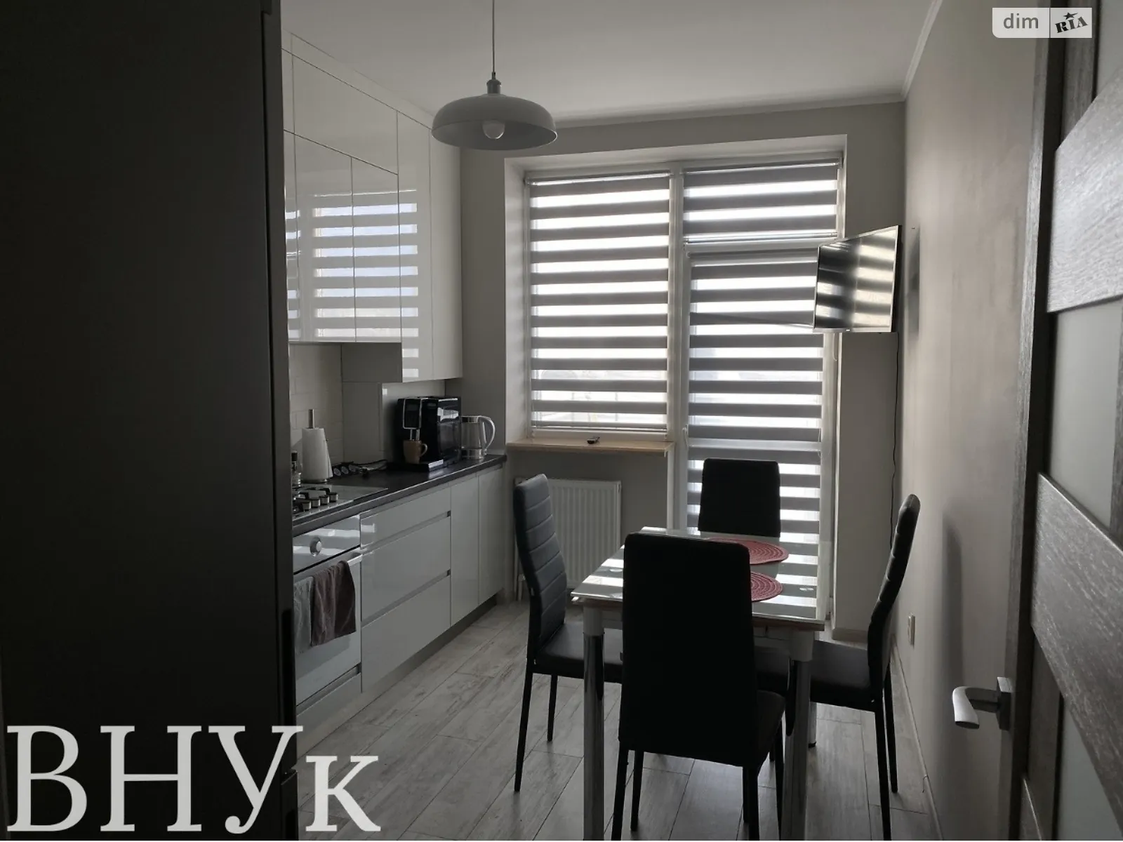 Продается 2-комнатная квартира 61 кв. м в Ужгороде, ул. Котляревского, 10А - фото 1