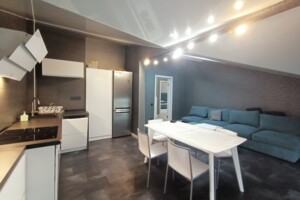 Продаж квартири, Івано-Франківськ, р‑н. Центр, Бельведерська (Московська) вулиця, буд. 19А